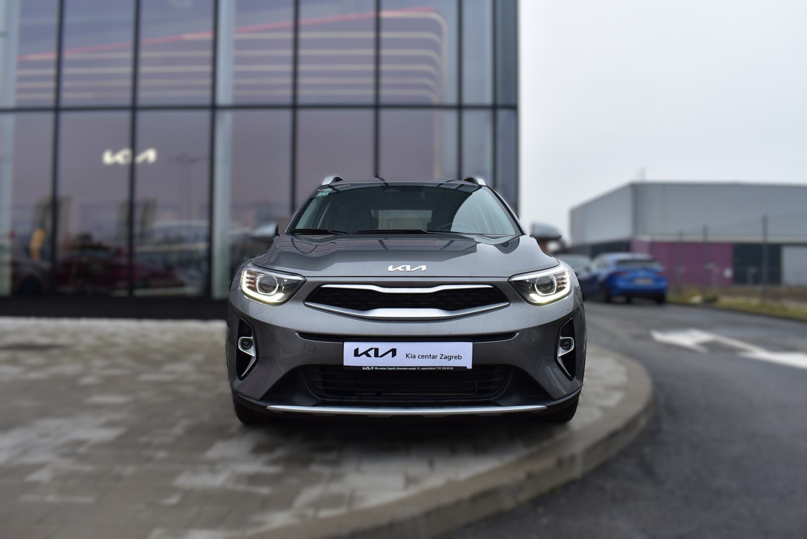 Kia Stonic 1,2 GAS LX URBAN+ M/T MRV, fotografija 2