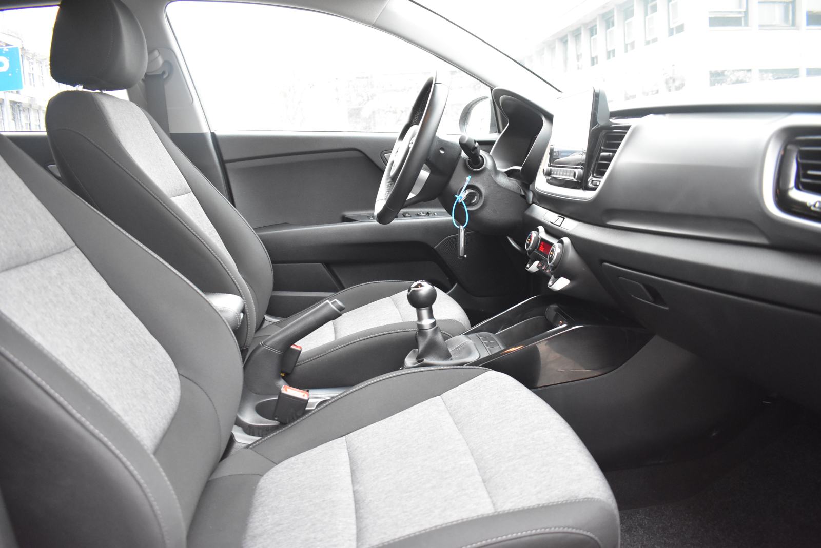 Kia Stonic 1,2 GAS LX URBAN+ M/T MRV, fotografija 12