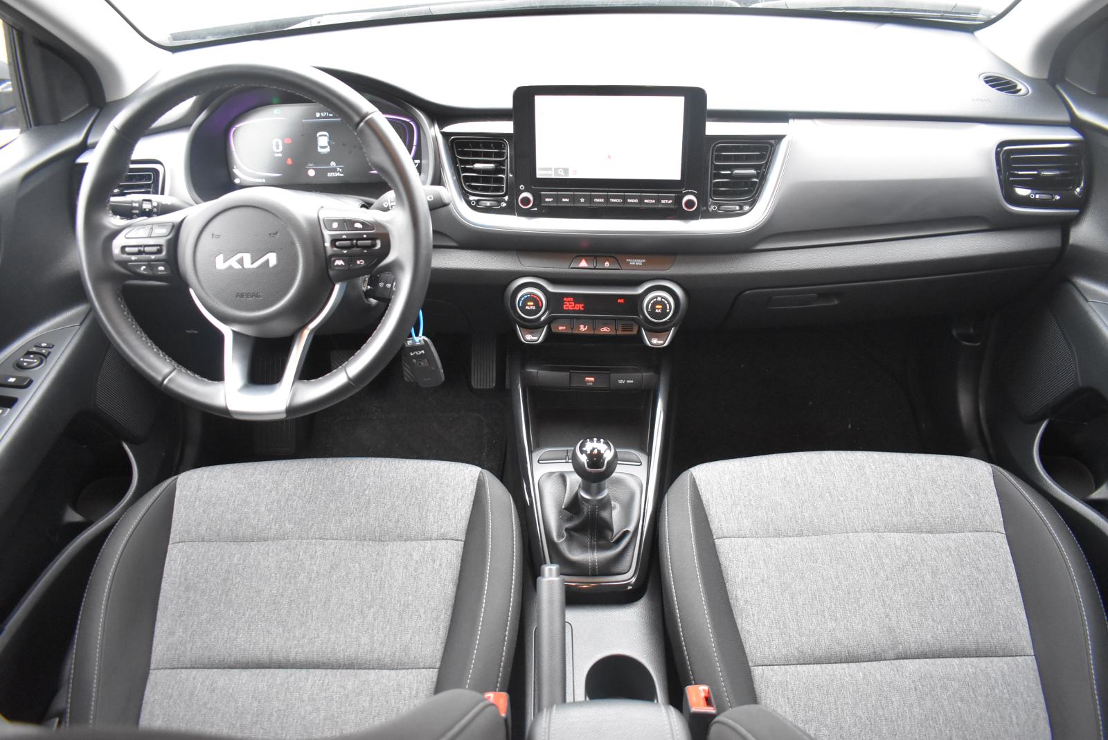 Kia Stonic 1,2 GAS LX URBAN+ M/T MRV, fotografija 15