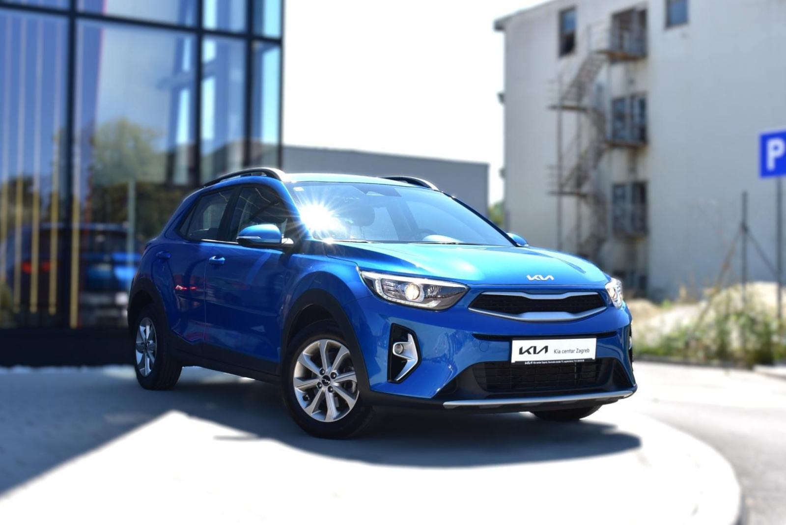 KIA Stonic 1.2 GAS LX URBAN, KAMERA, BT, TEMPOMAT, JAMSTVO, fotografija 3