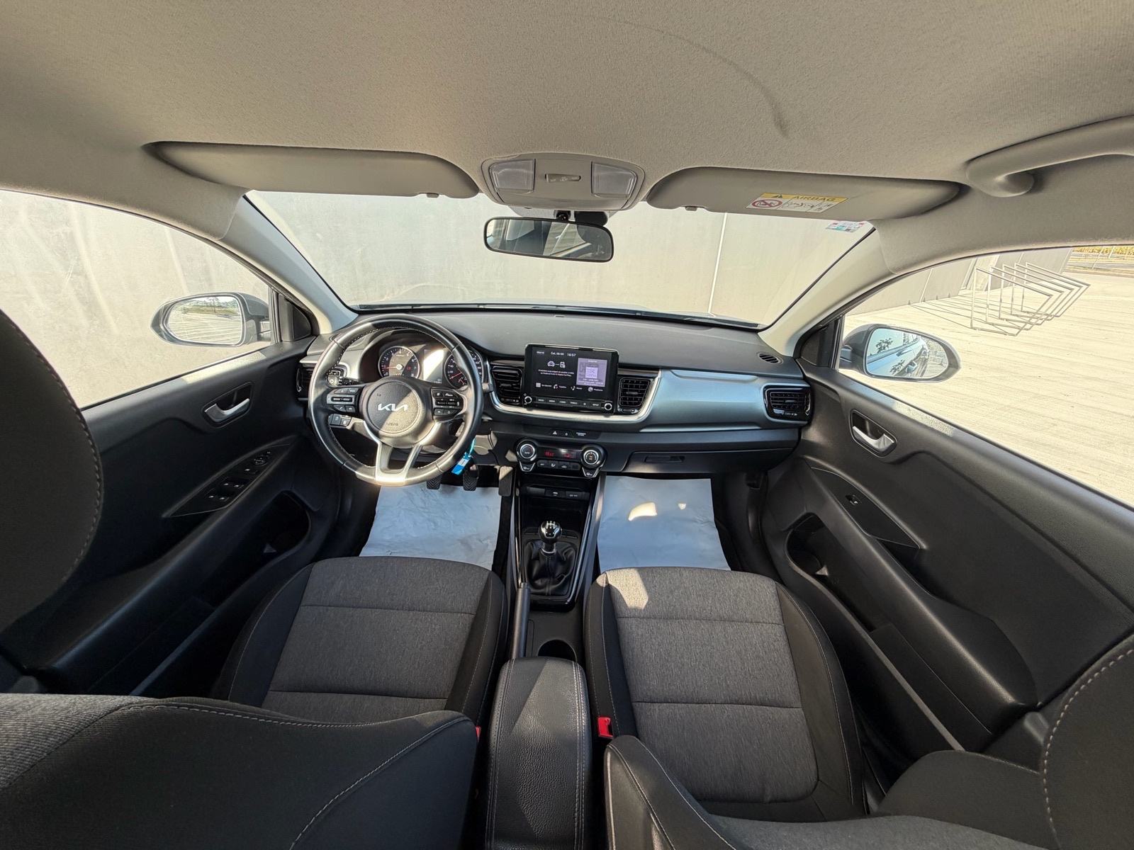 Kia Stonic 1.2 HR AUTO NIJE UVOZ, fotografija 17