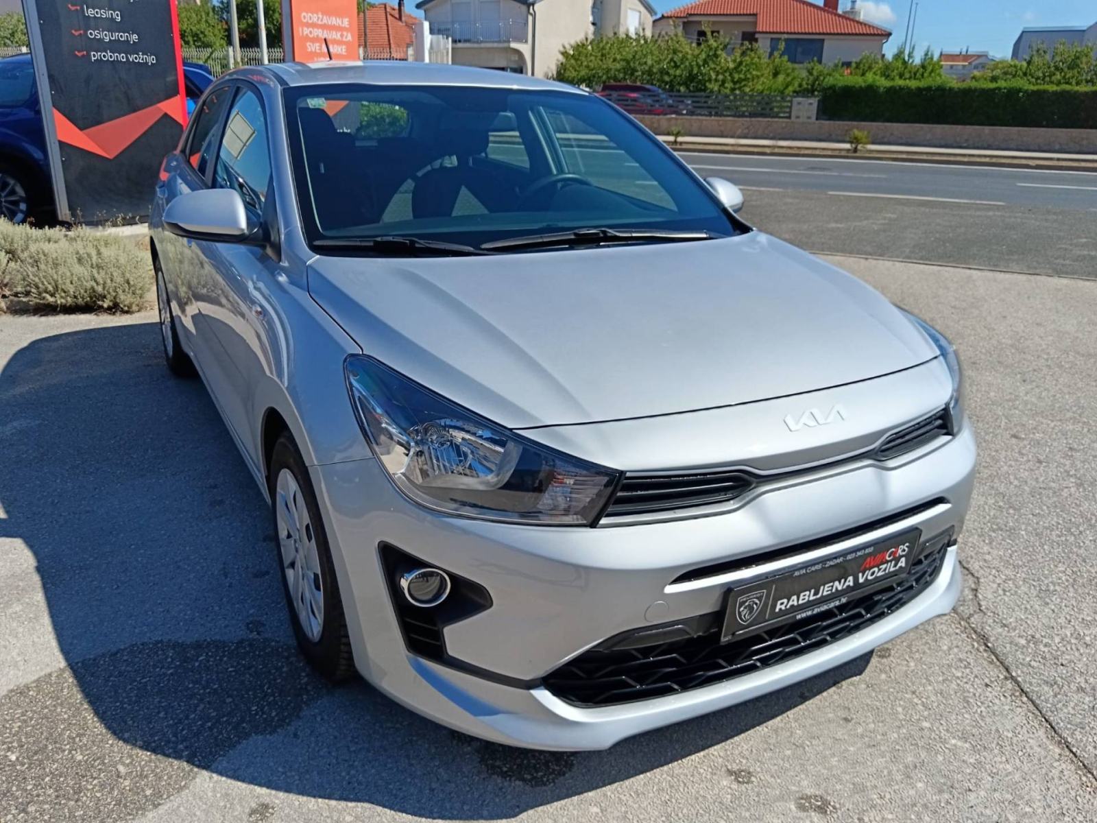 KIA STONIC 1.2 LX 85 KS *VOZILO S JAMSTVOM*, fotografija 2