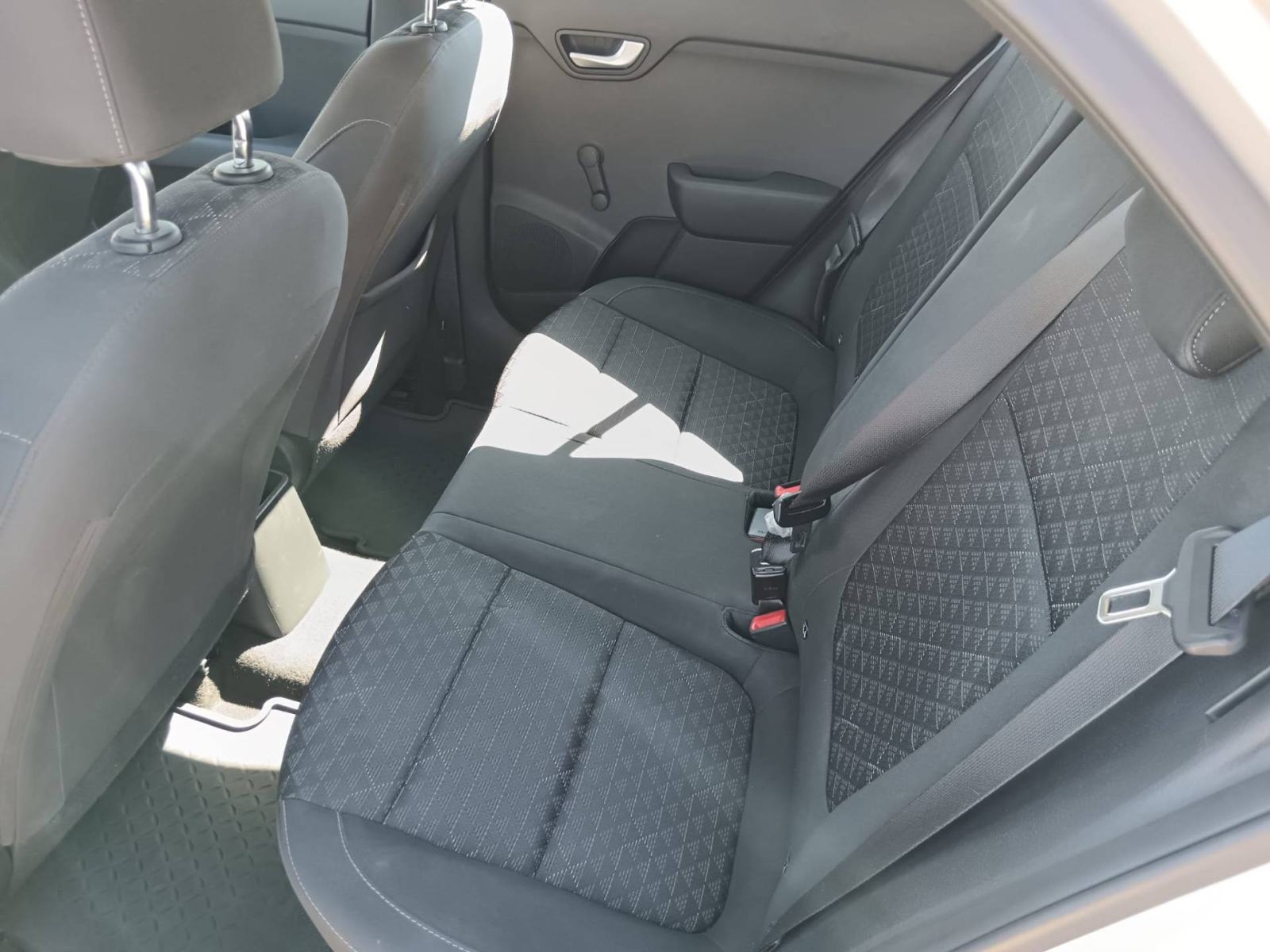 KIA STONIC 1.2 LX 85 KS *VOZILO S JAMSTVOM*, fotografija 13