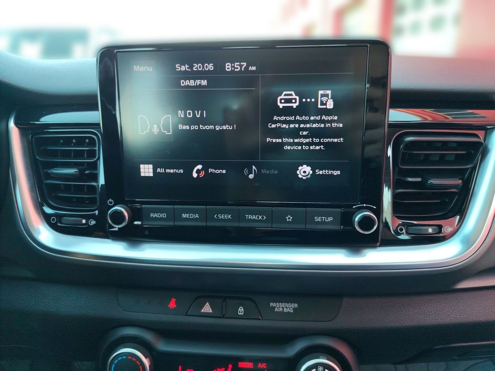 Kia Stonic 1.2 LX URBAN - 3 godine jamstva, fotografija 19