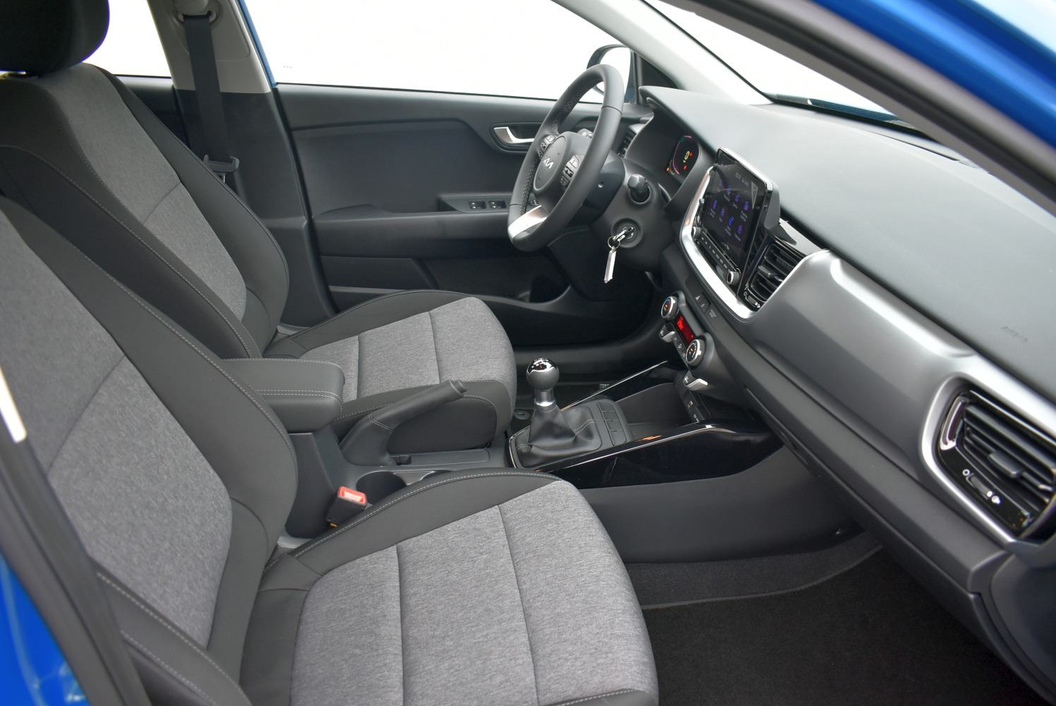 Kia Stonic 1.2 LX Urban + *TVORNIČKO JAMSTVO, REGISTRACIJA DO 03/2027*, pogled izvana - slika 5