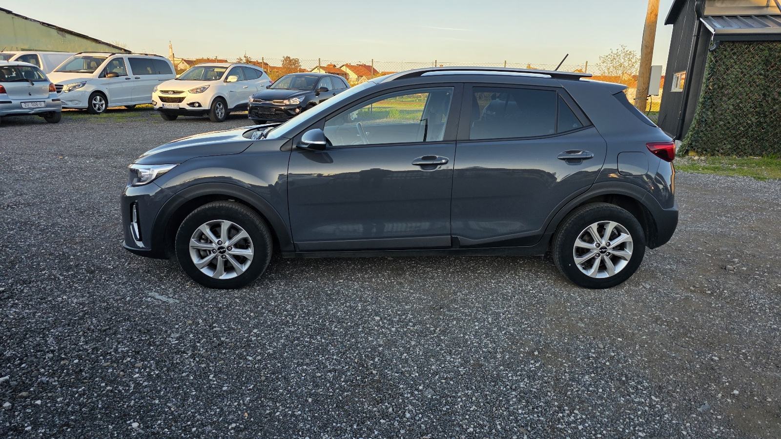 Kia Stonic 1.2 LX URBAN Kamera, fotografija 2