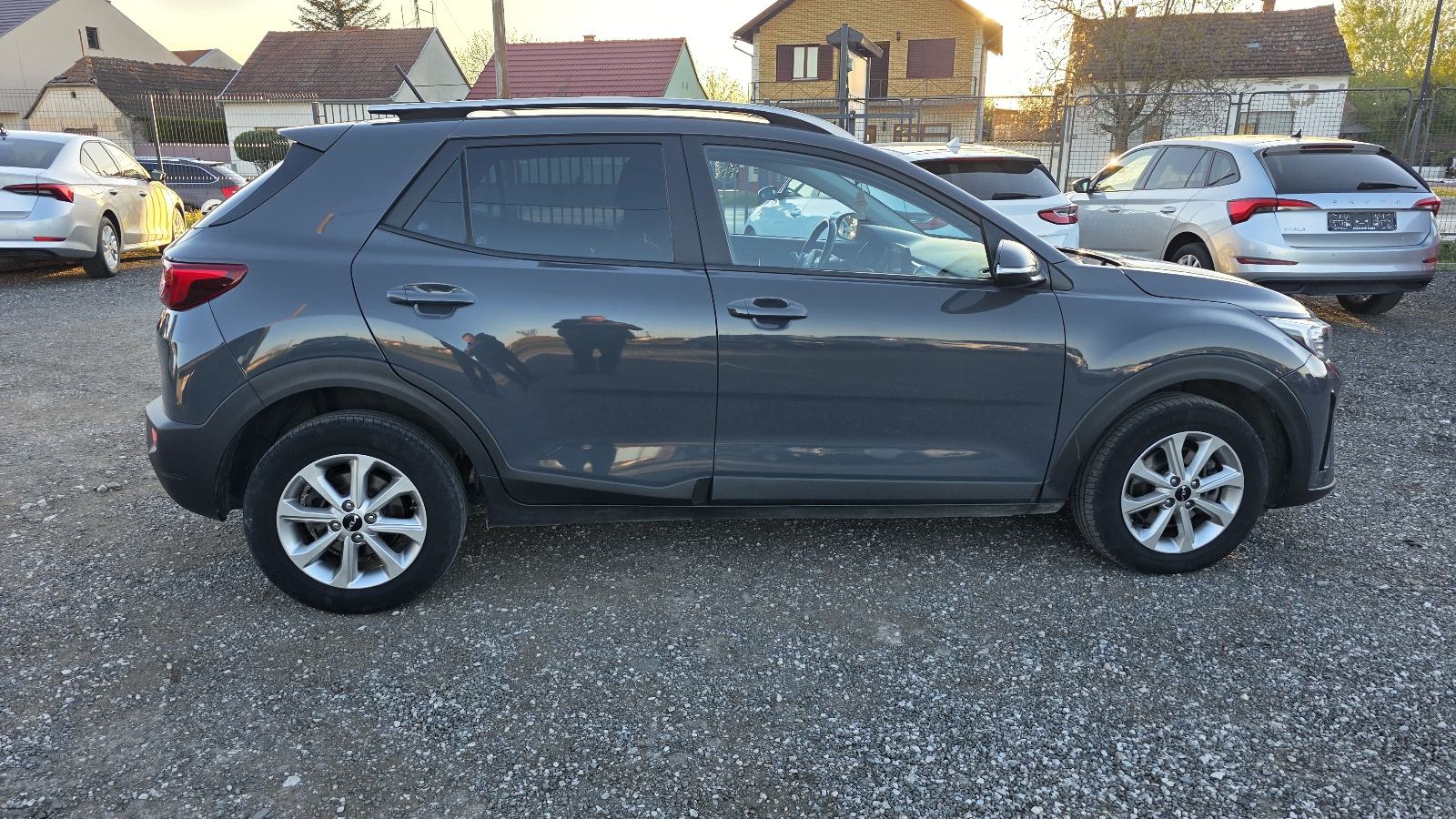 Kia Stonic 1.2 LX URBAN Kamera, fotografija 6