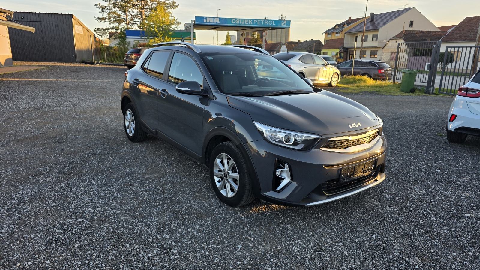 Kia Stonic 1.2 LX URBAN Kamera, fotografija 7