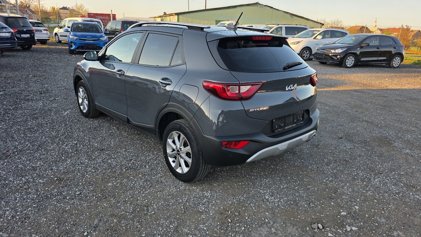 Kia Stonic 1.2 LX URBAN Kamera, fotografija 3