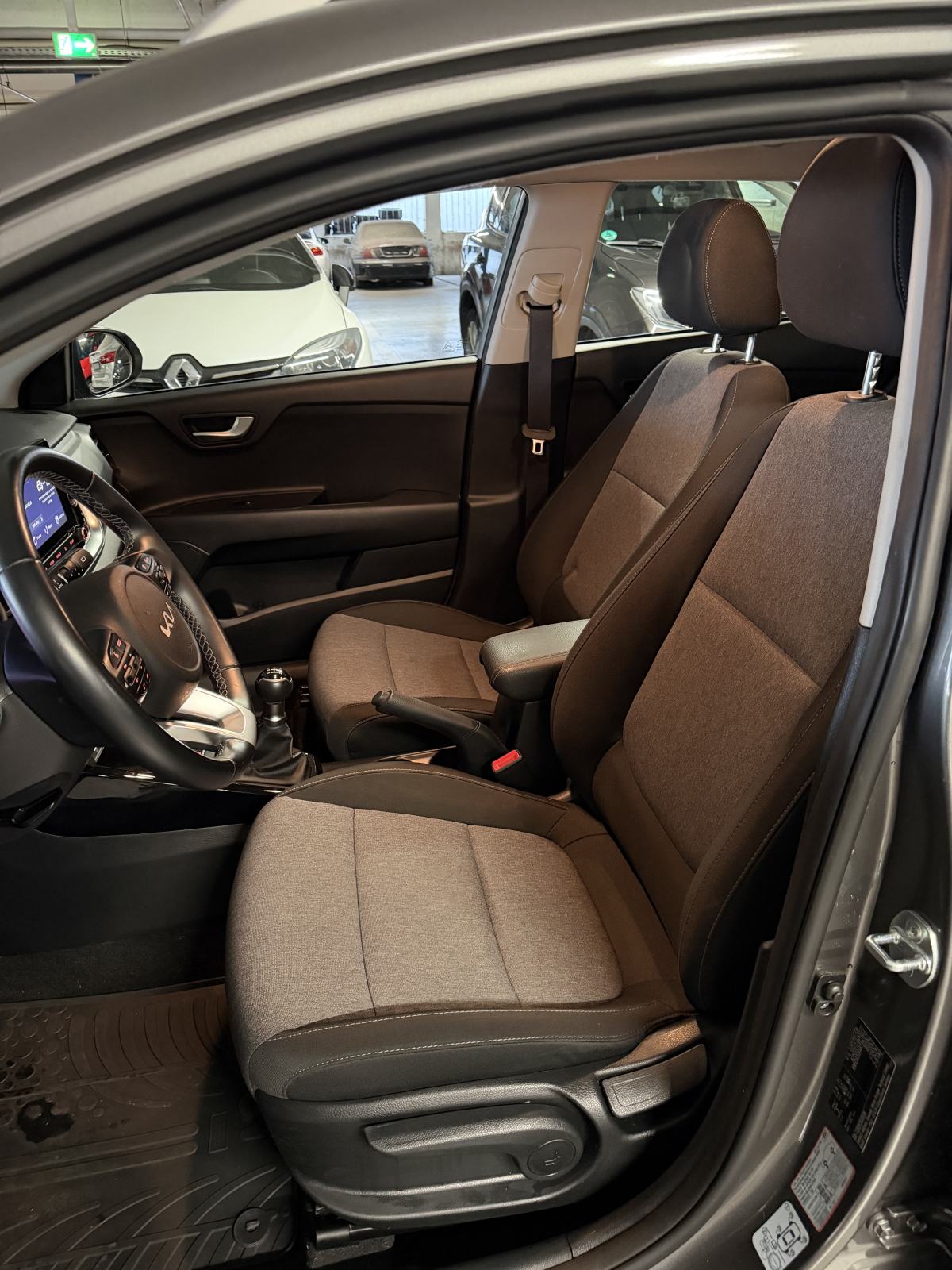 Kia Stonic 1.2, 2025 god., fotografija 10