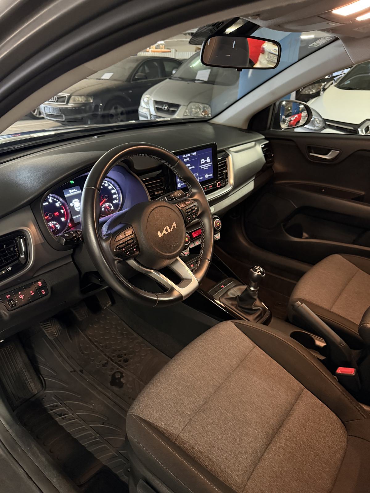 Kia Stonic 1.2, 2025 god., fotografija 11