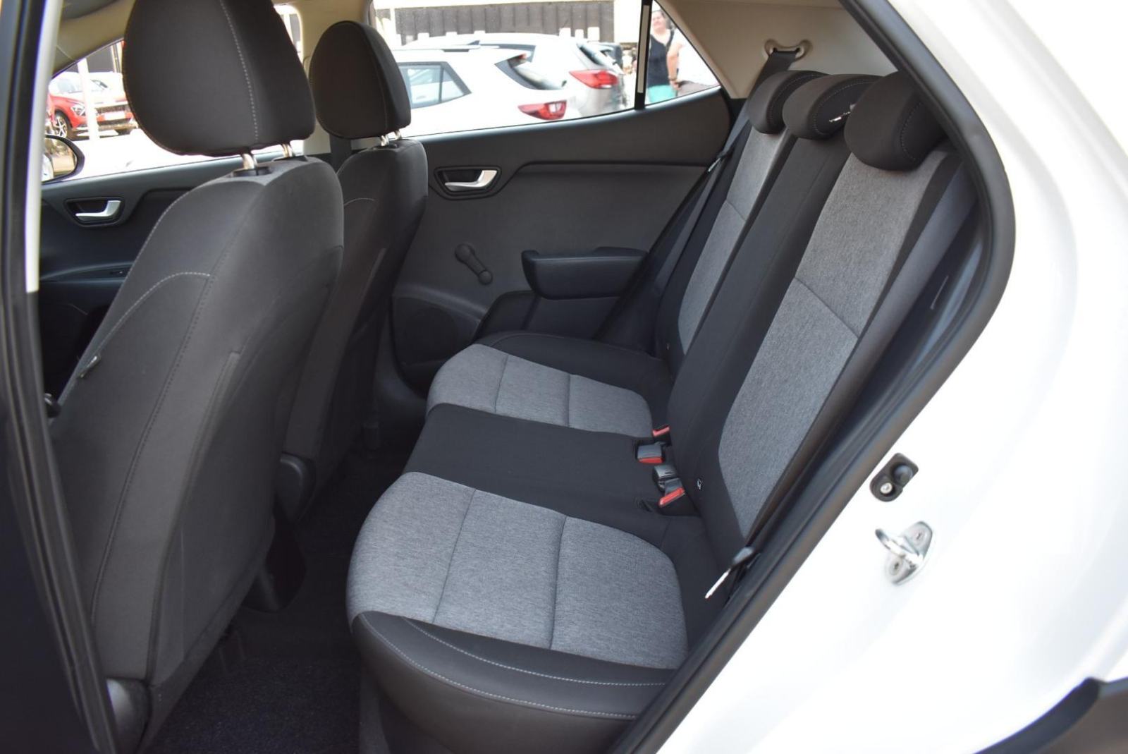 KIA Stonic 1.25 EDITION, JAMSTVO, fotografija 16