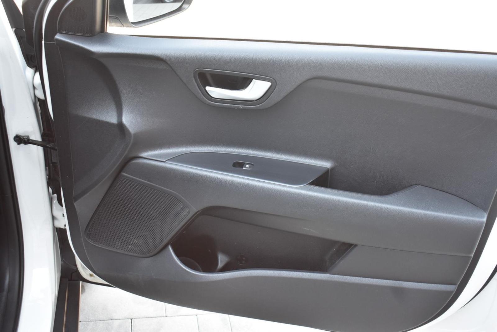 KIA Stonic 1.25 EDITION, JAMSTVO, fotografija 20