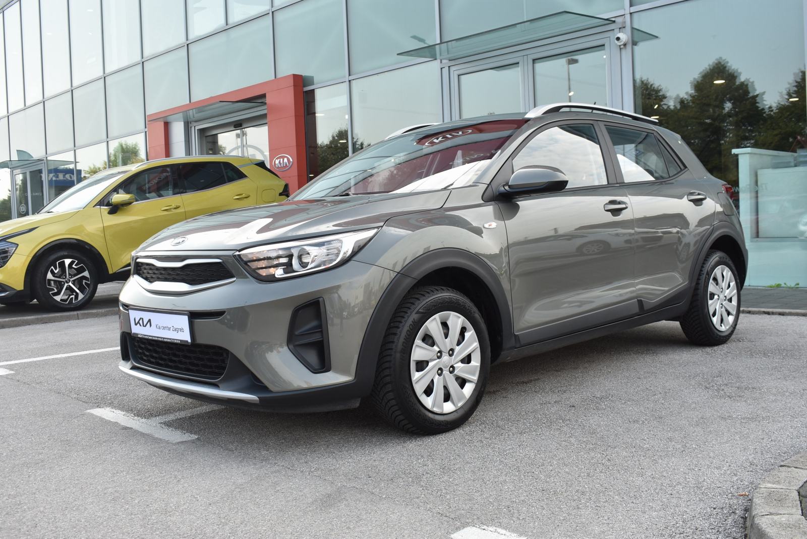 Kia Stonic 1,25 MPI LX Active ISG, fotografija 12