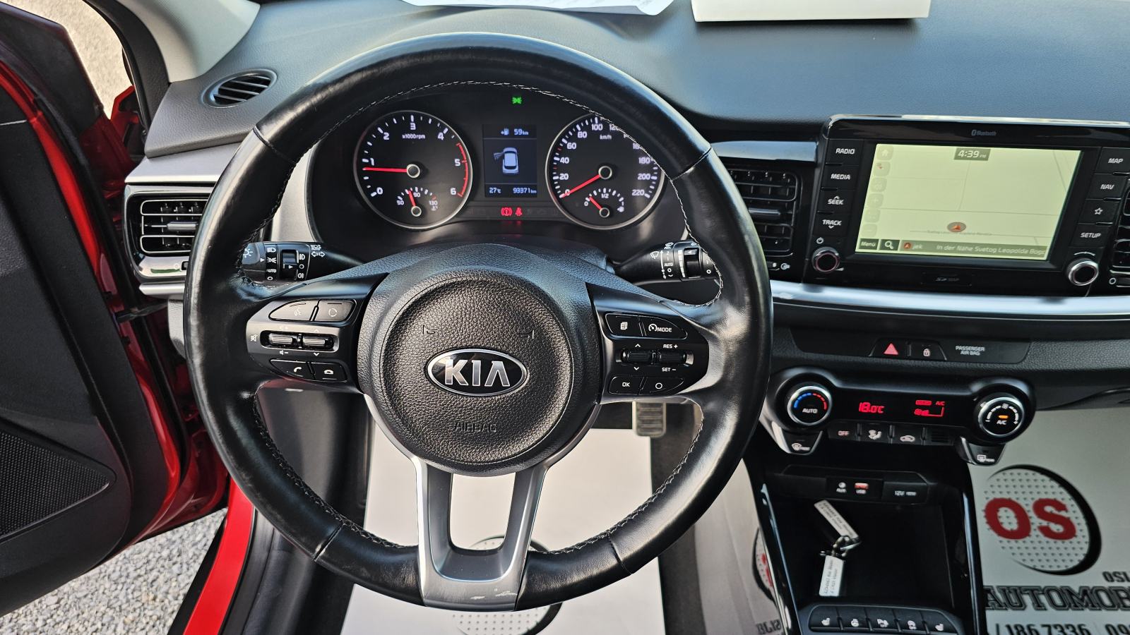Kia Stonic 1,6 CRDi,CLIMATRONIC,NAVIGACIJA,GR.SJ,KOŽA,ALU 17,JAMSTVO, fotografija 18