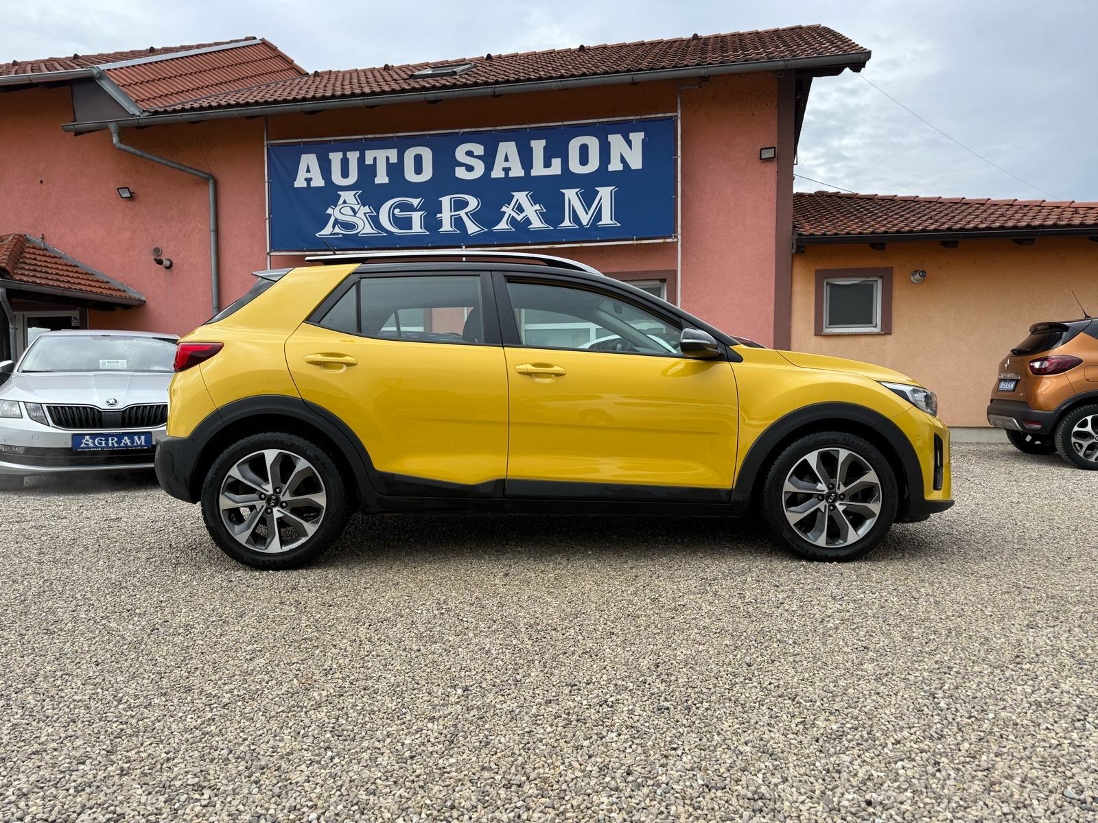 Kia Stonic 1,6 CRDi**HR-AUTO**R.KAMERA*LED SVJETLA *START STOP*PDC*SER, fotografija 2