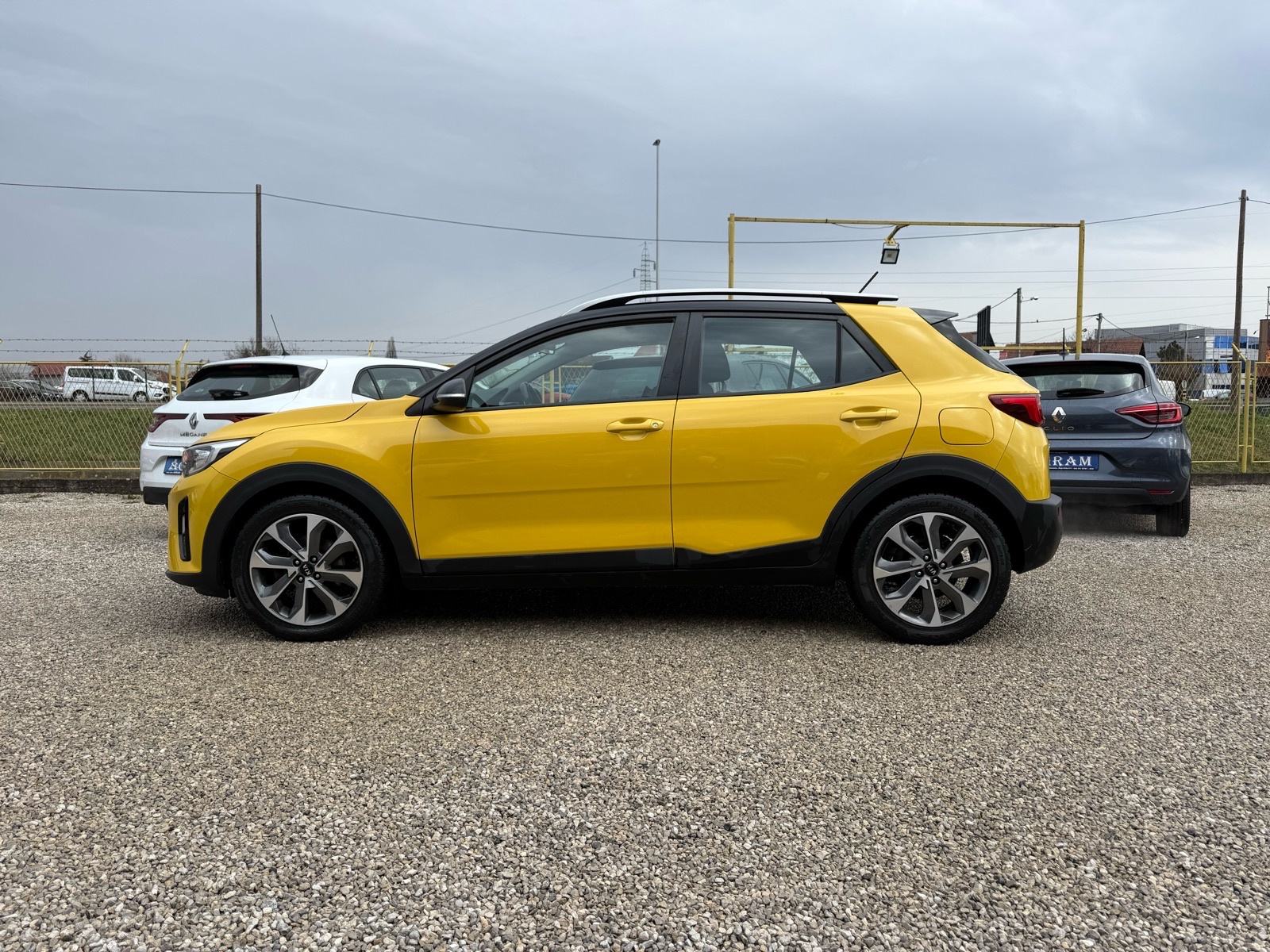 Kia Stonic 1,6 CRDi**HR-AUTO**R.KAMERA*LED SVJETLA *START STOP*PDC*SER, fotografija 5