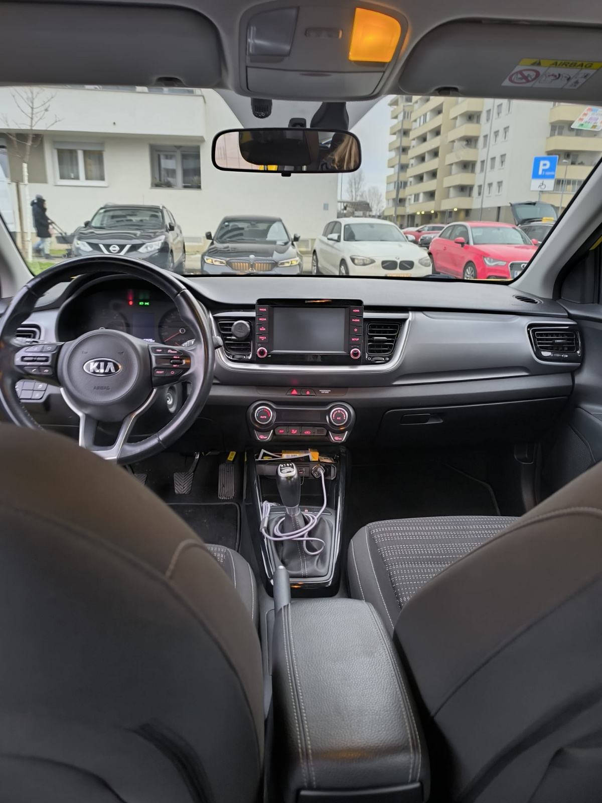 Kia Stonic 1,6 CRDi, fotografija 8