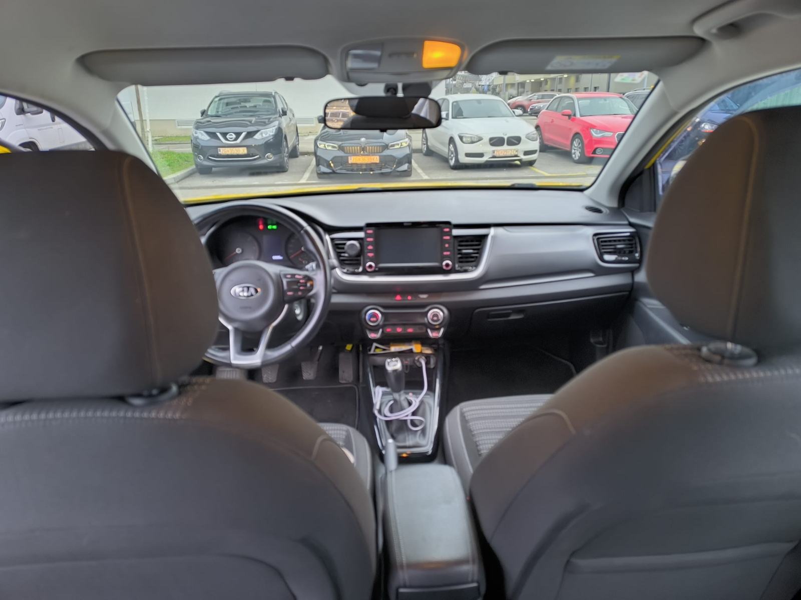 Kia Stonic 1,6 CRDi, fotografija 7
