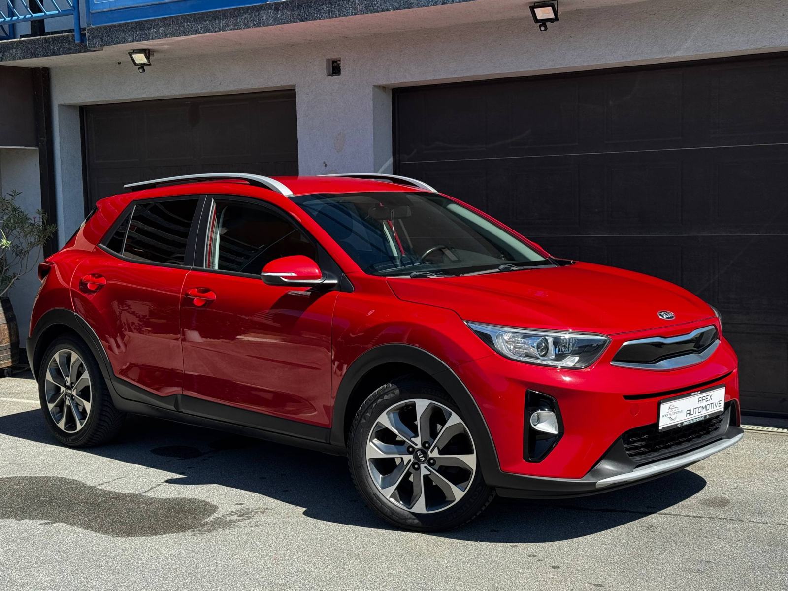 Kia Stonic 1,6 CRDi Vision *JAMSTVO*KUKA*KAMERA*, pogled izvana - slika 1
