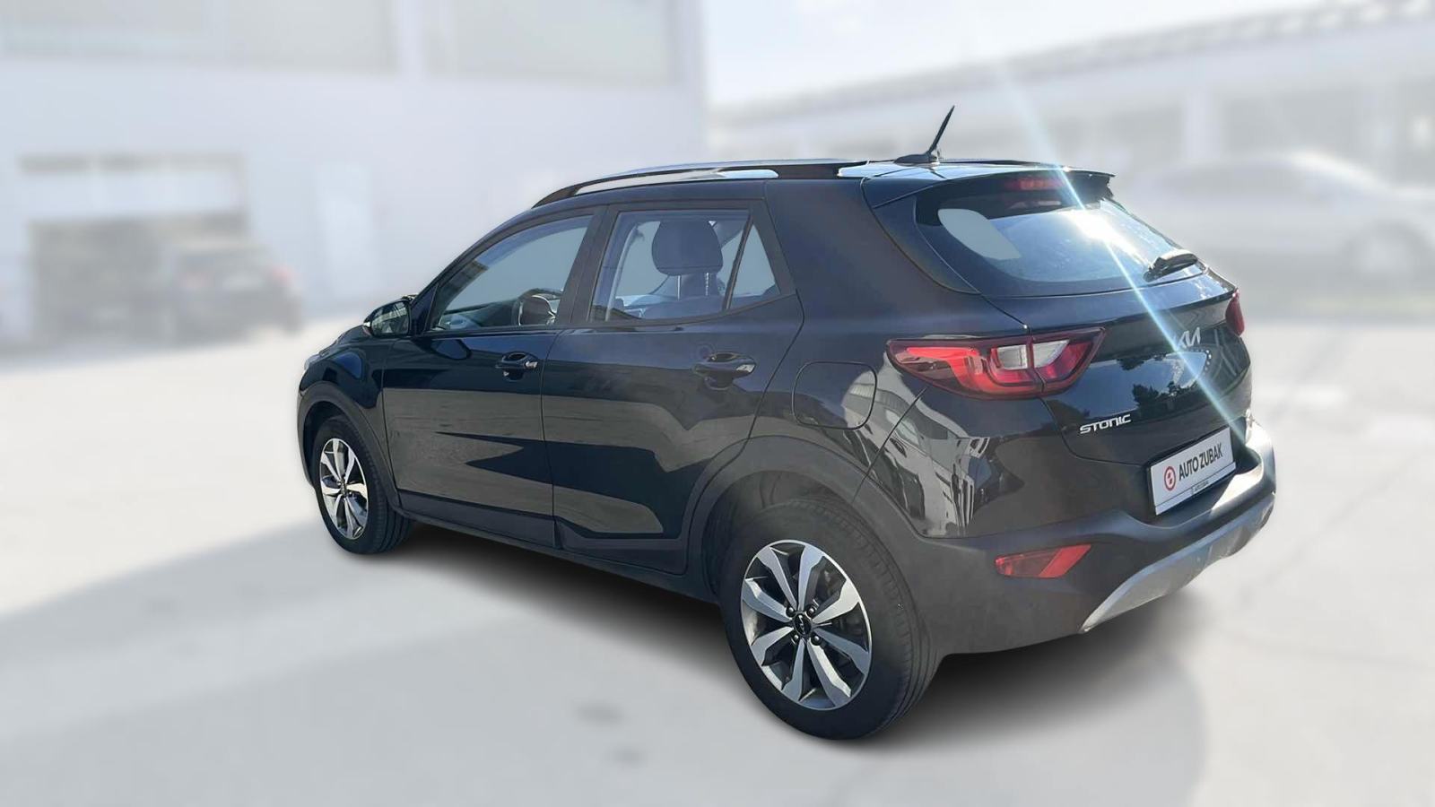KIA STONIC 2024 • PREMIUM jamstvo • AutoZubak Rabljena, fotografija 7