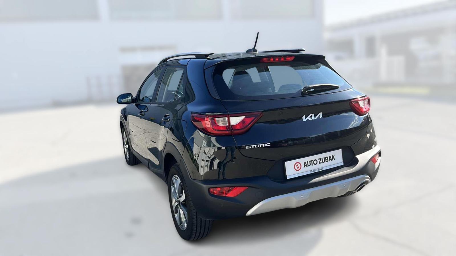 KIA STONIC 2024 • PREMIUM jamstvo • AutoZubak Rabljena, fotografija 8