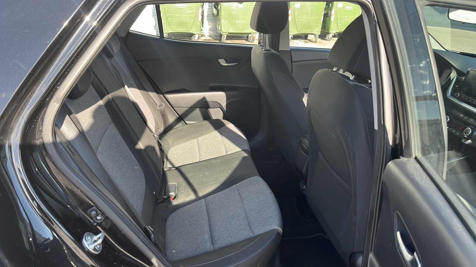 KIA STONIC 2024 • PREMIUM jamstvo • AutoZubak Rabljena, fotografija 10