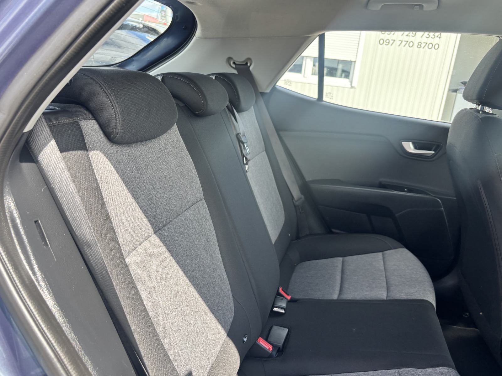 Kia Stonic AUTOMATIK, fotografija 5