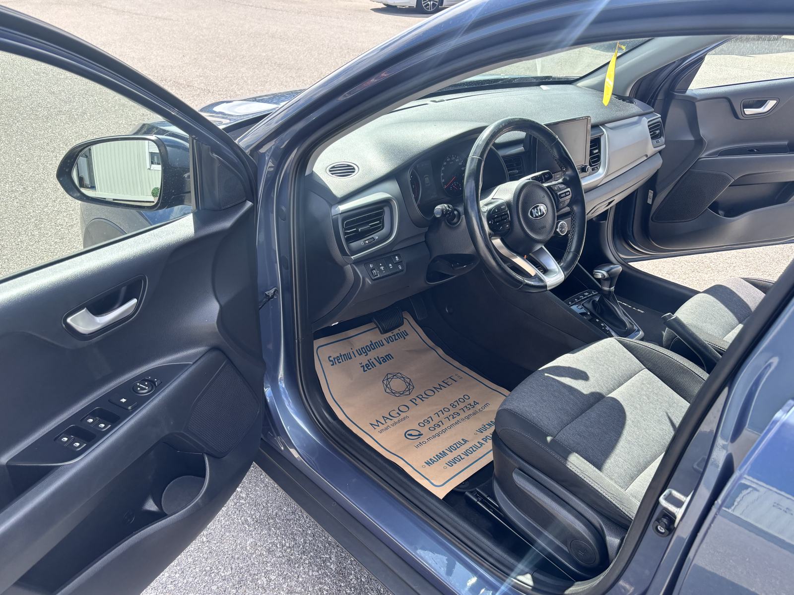 Kia Stonic AUTOMATIK, fotografija 7