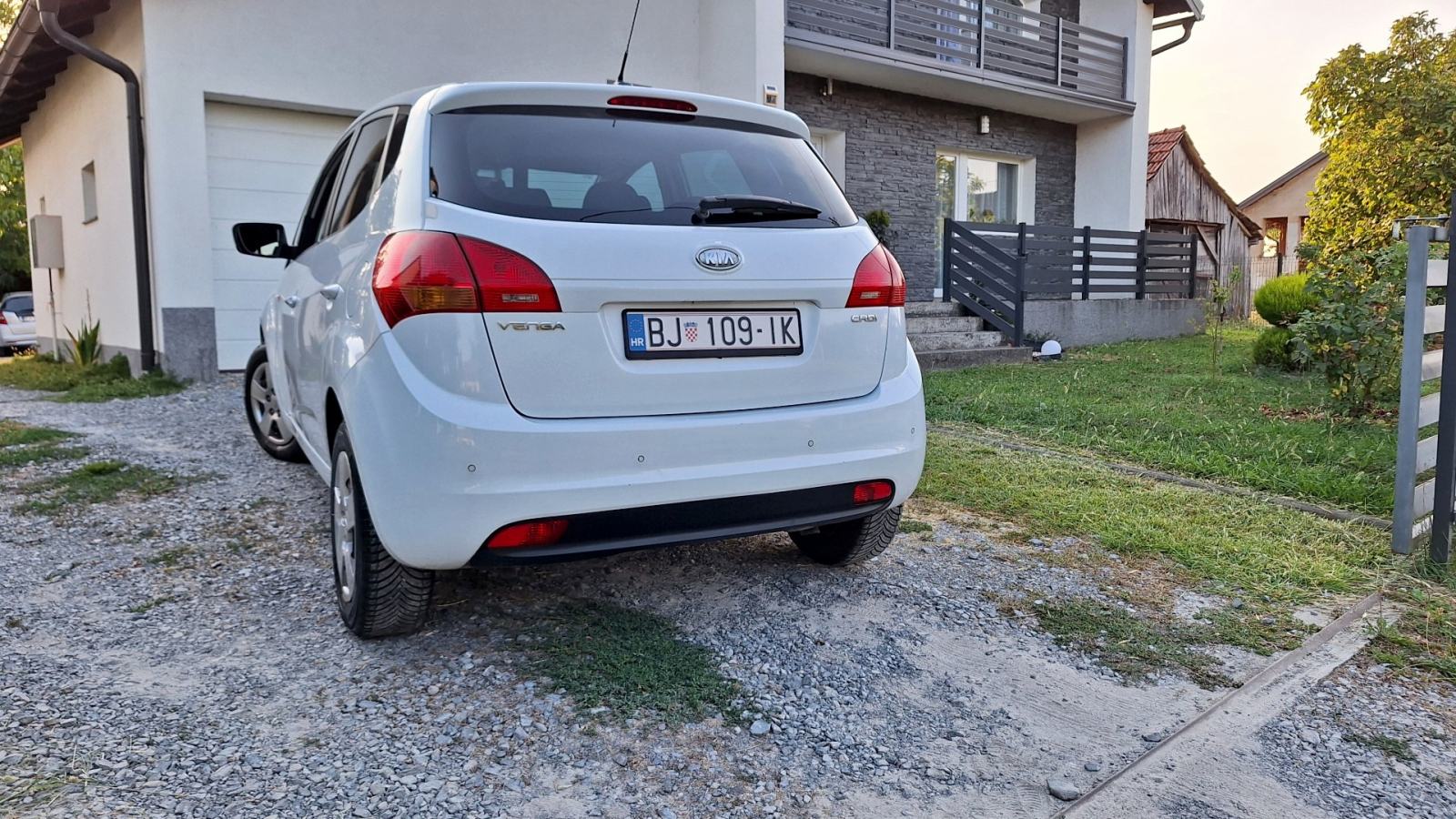 KIA VENGA 1,4 CRDi EX 2012 GOD. REG.GODINU DANA, fotografija 7