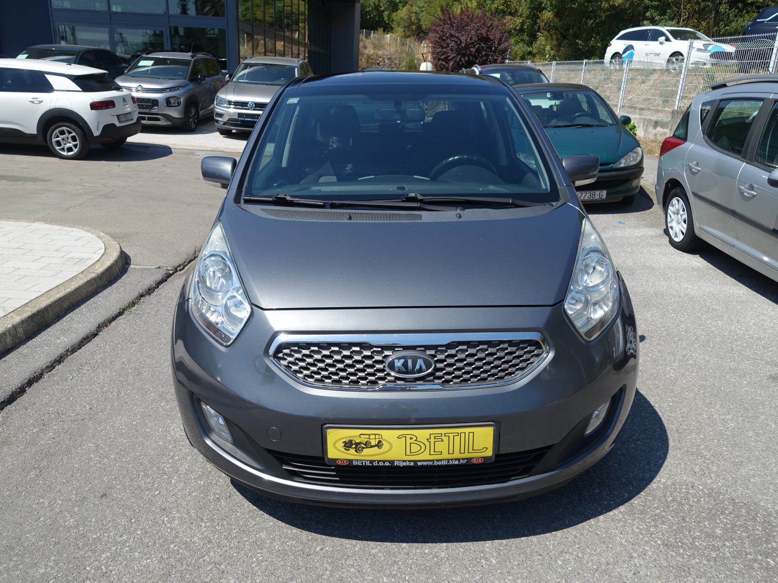 Kia Venga 1,6 CRDi 128ks / JAMSTVO + REG. DO 02/2027, fotografija 8