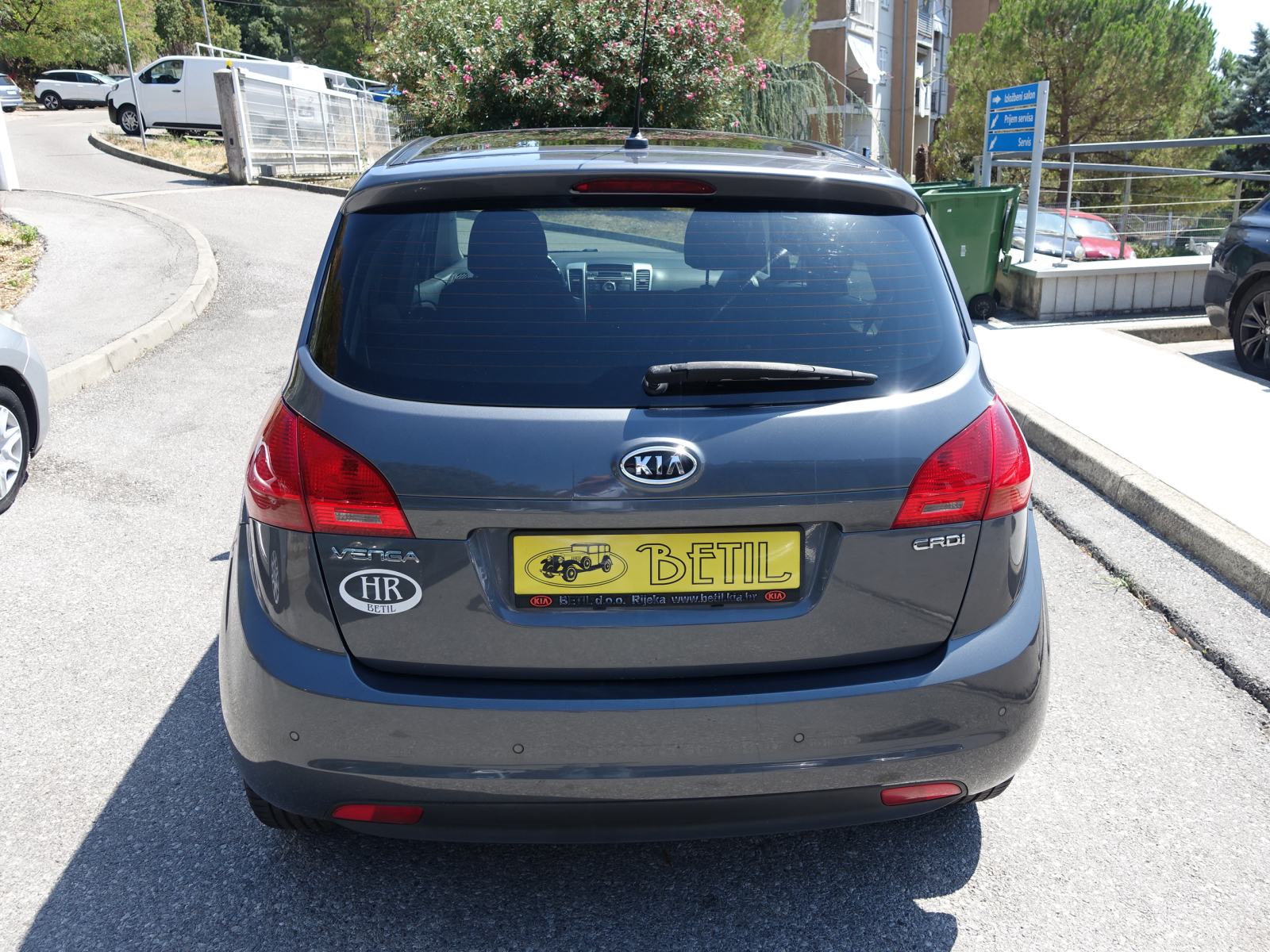 Kia Venga 1,6 CRDi 128ks / JAMSTVO + REG. DO 02/2027, fotografija 4