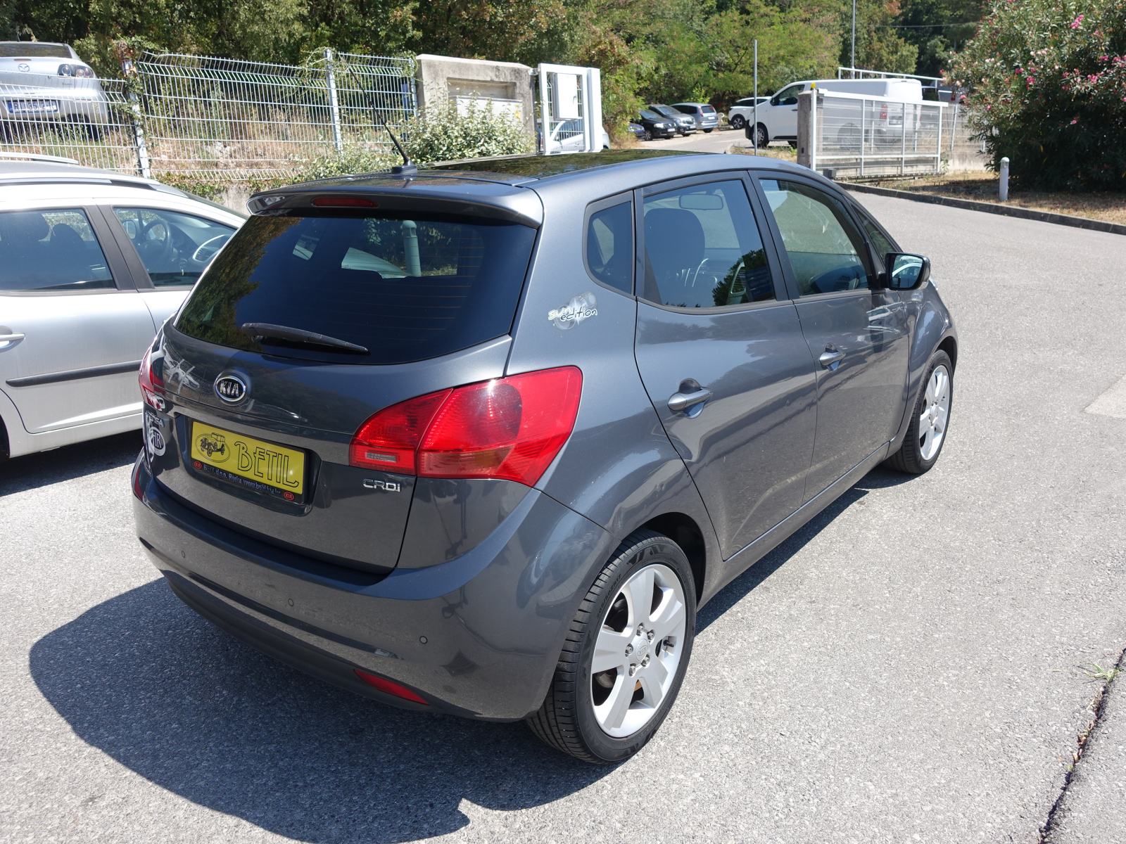 Kia Venga 1,6 CRDi 128ks / JAMSTVO + REG. DO 02/2027, fotografija 5