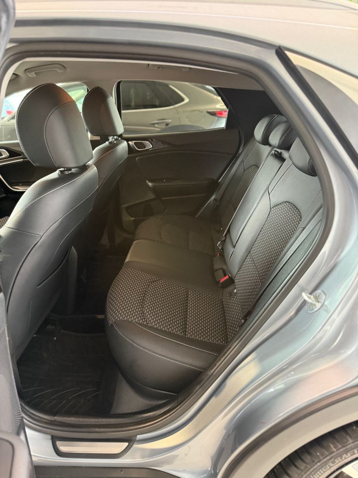 Kia XCeed 1.0 T-GDI EX WAY ISG KAMERA SERVISNA REG.02/2027, fotografija 12