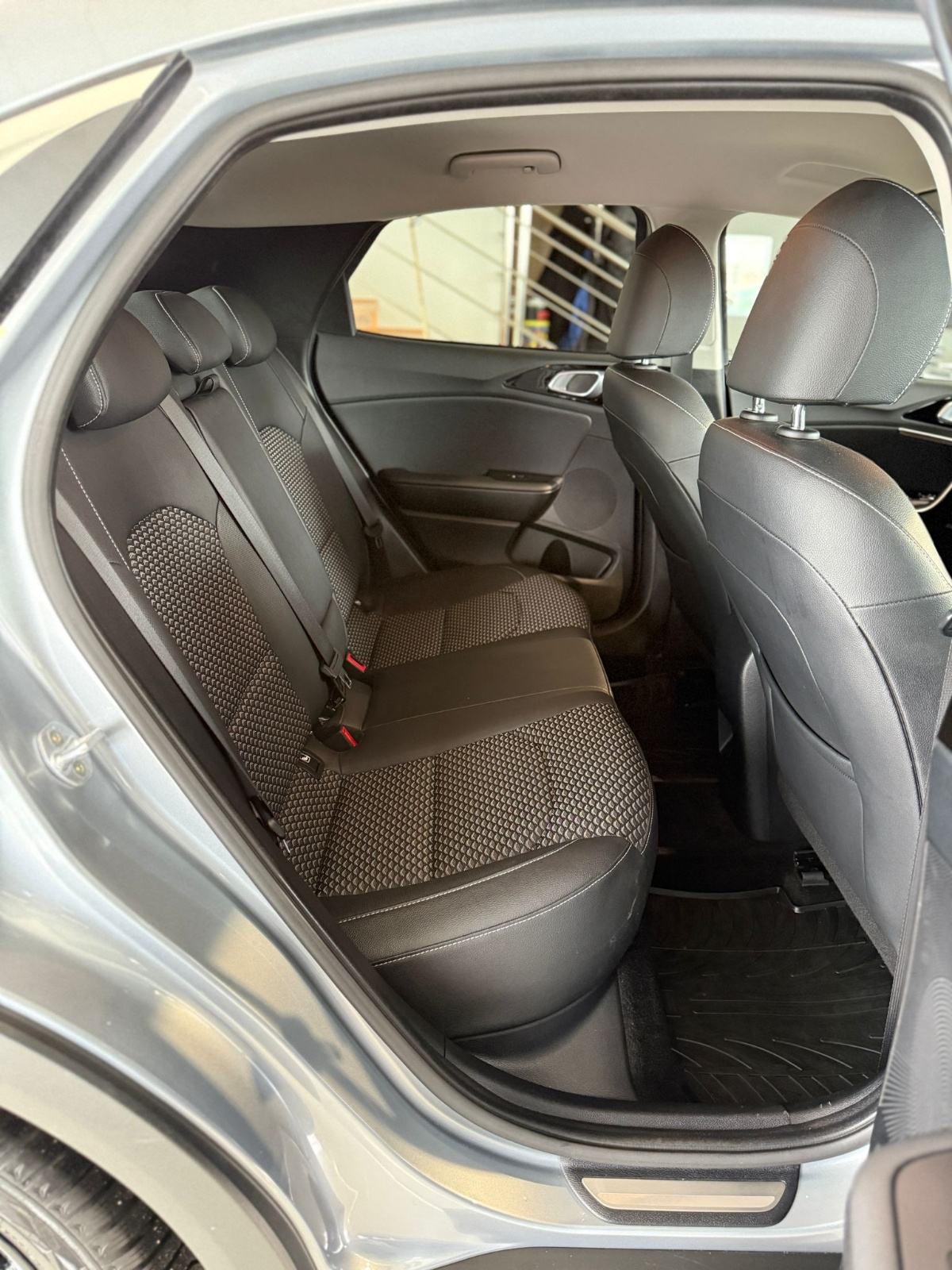Kia XCeed 1.0 T-GDI EX WAY ISG KAMERA SERVISNA REG.02/2027, fotografija 14