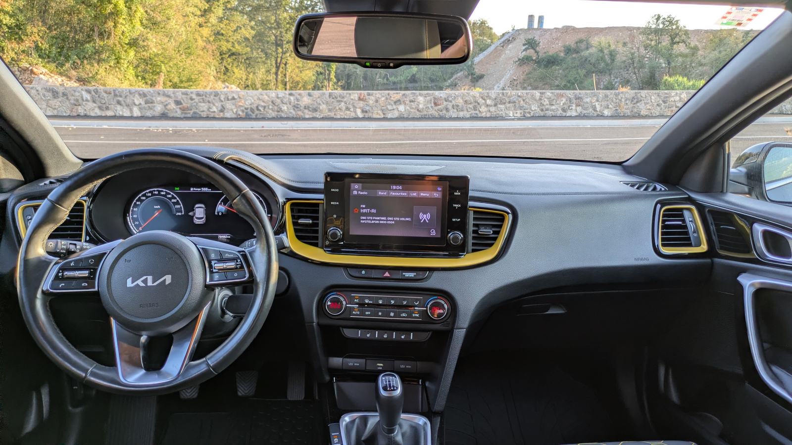 Kia XCeed 1.0 T-GDI, fotografija 9