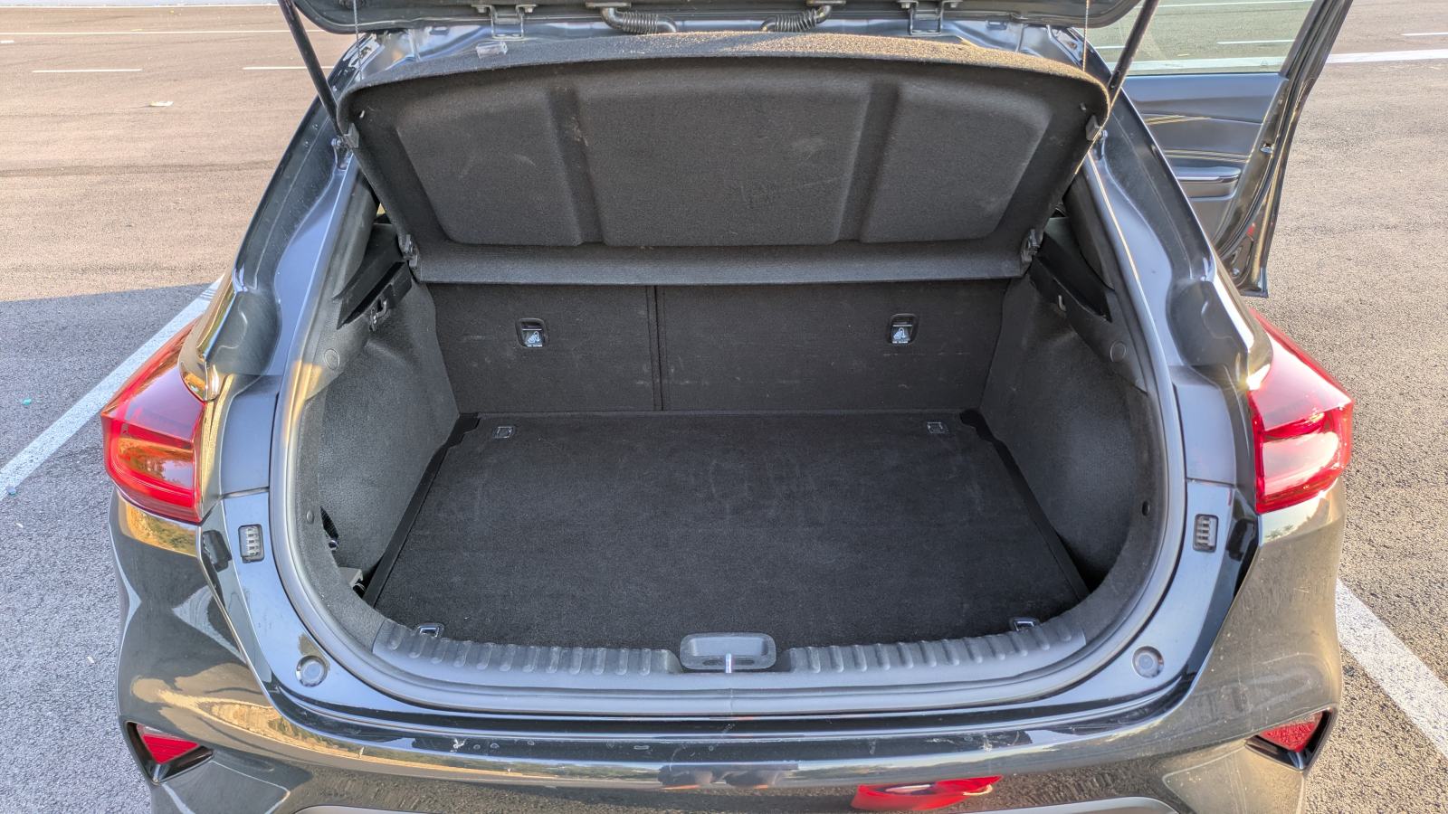 Kia XCeed 1.0 T-GDI, fotografija 18