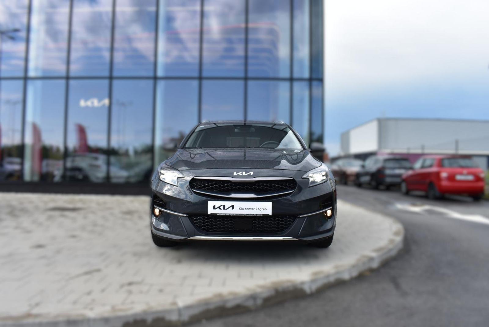 KIA XCeed 1.0 , NAVIGACIJA, EL. ZATVARANJE PRTLJAŽNIKA, LANE ASSIST, J, fotografija 2