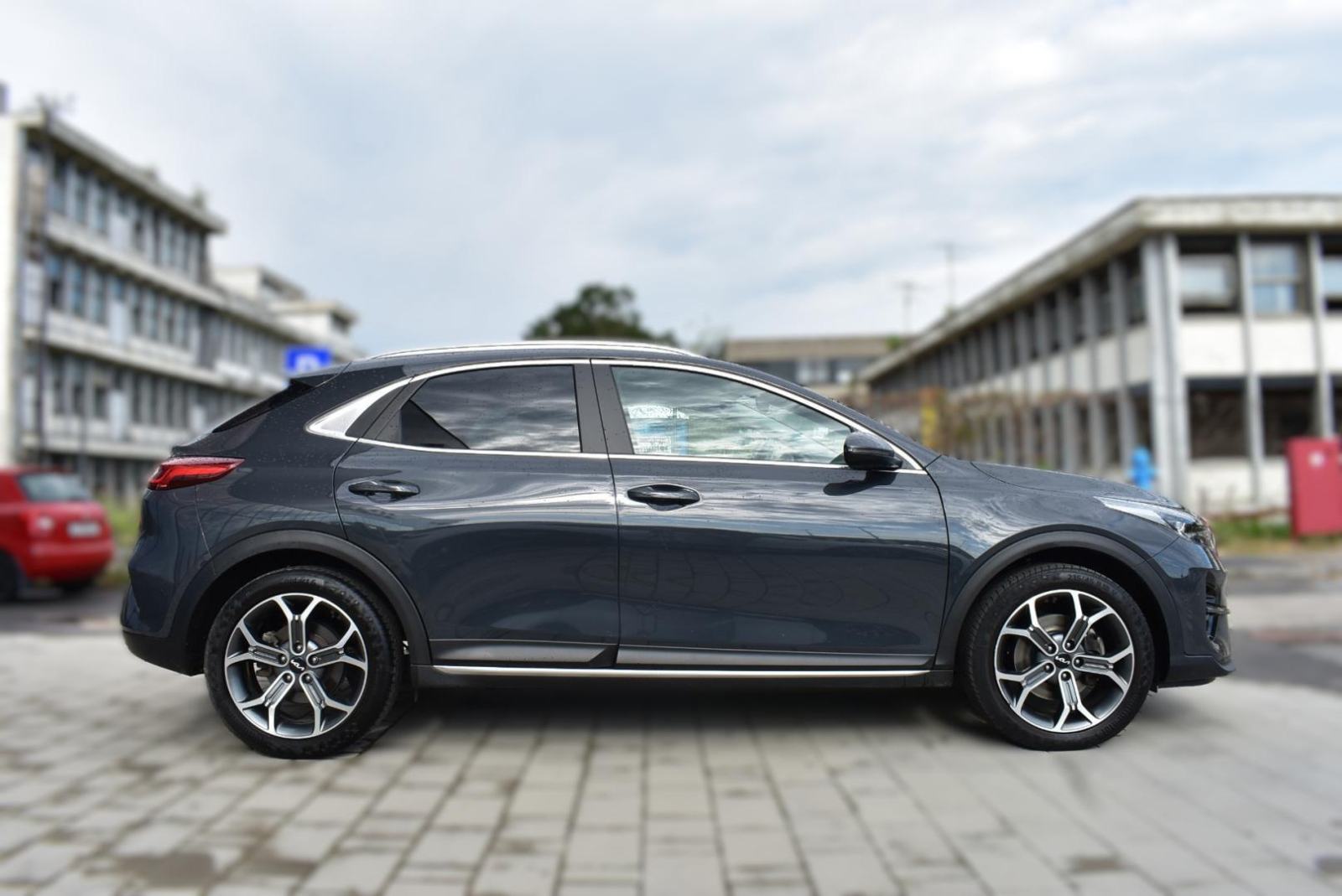 KIA XCeed 1.0 , NAVIGACIJA, EL. ZATVARANJE PRTLJAŽNIKA, LANE ASSIST, J, fotografija 5