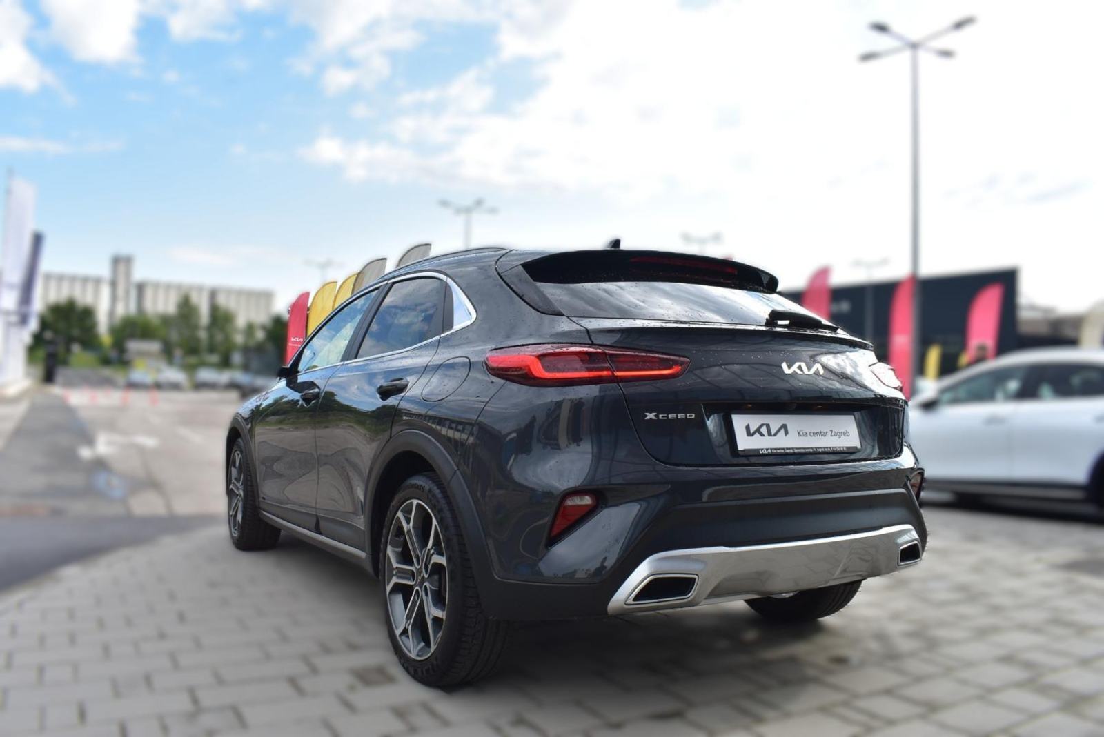 KIA XCeed 1.0 , NAVIGACIJA, EL. ZATVARANJE PRTLJAŽNIKA, LANE ASSIST, J, fotografija 9