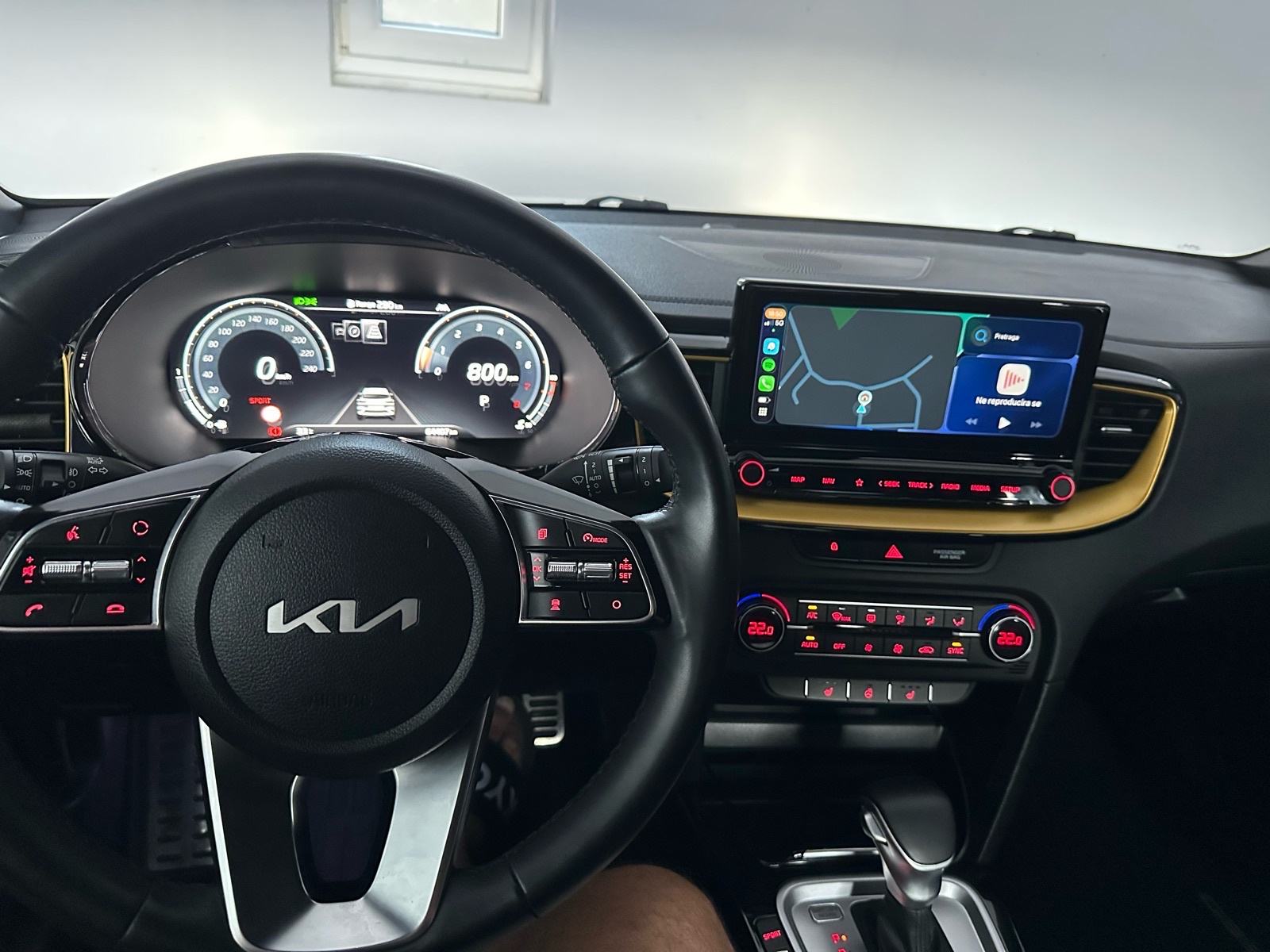 Kia XCeed 1.5 automatik, fotografija 6