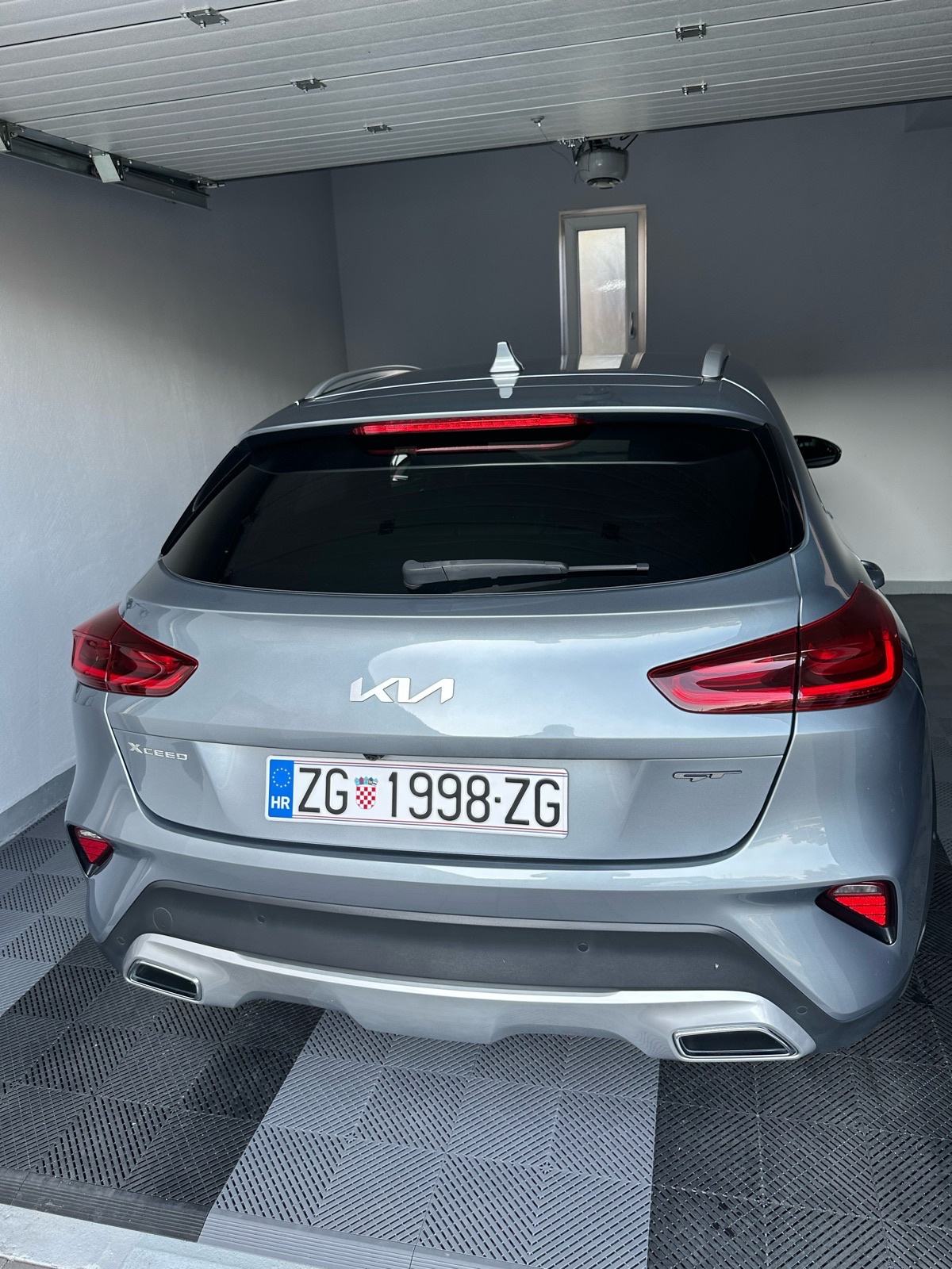 Kia XCeed 1.5 automatik, fotografija 4