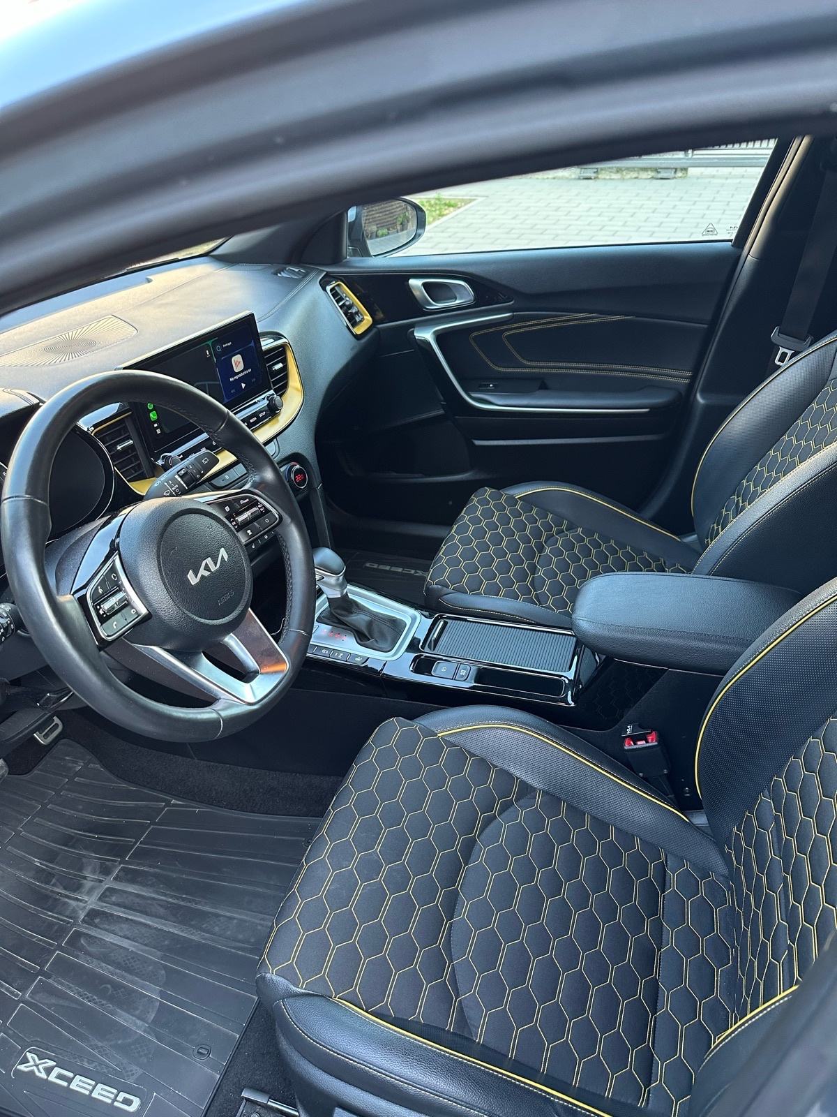 Kia XCeed 1.5 automatik, fotografija 8