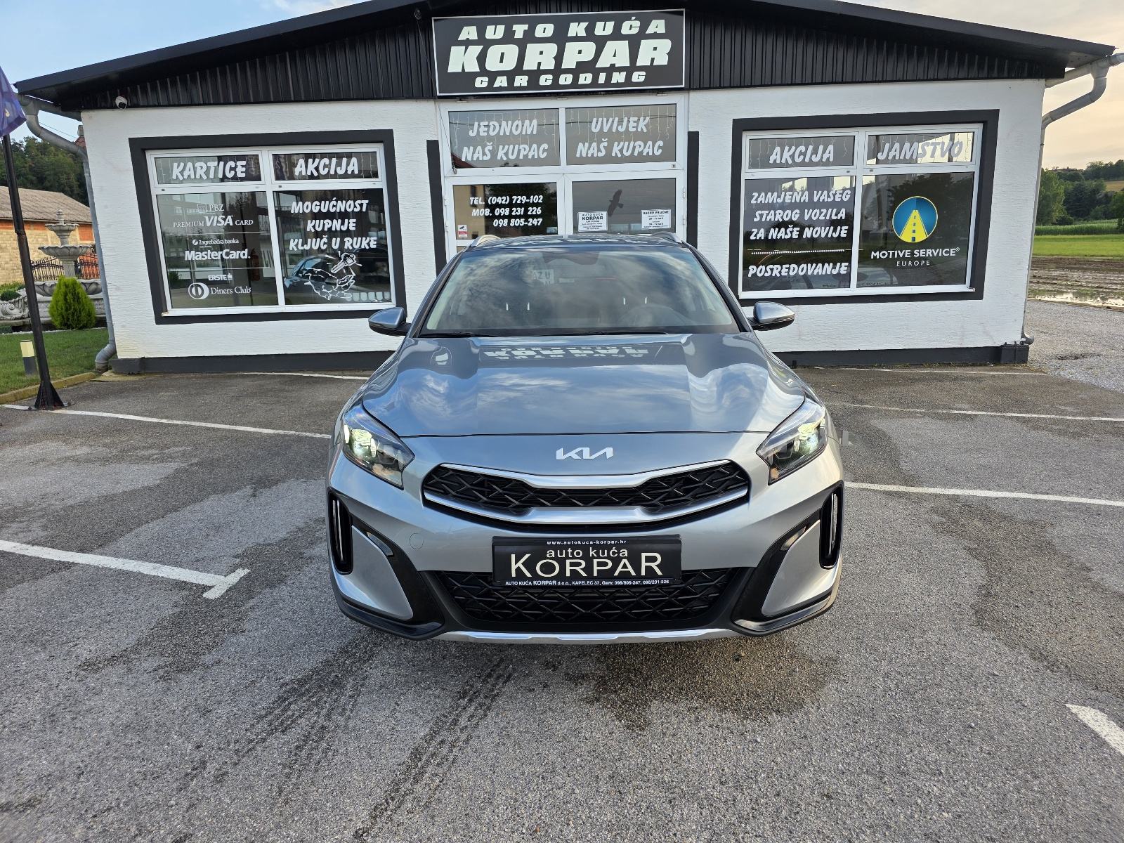 Kia XCeed 1.5 T EX WAY,SAMO 18.000km,TVORNIČKO JAMSTVO DO 2032.g., fotografija 2