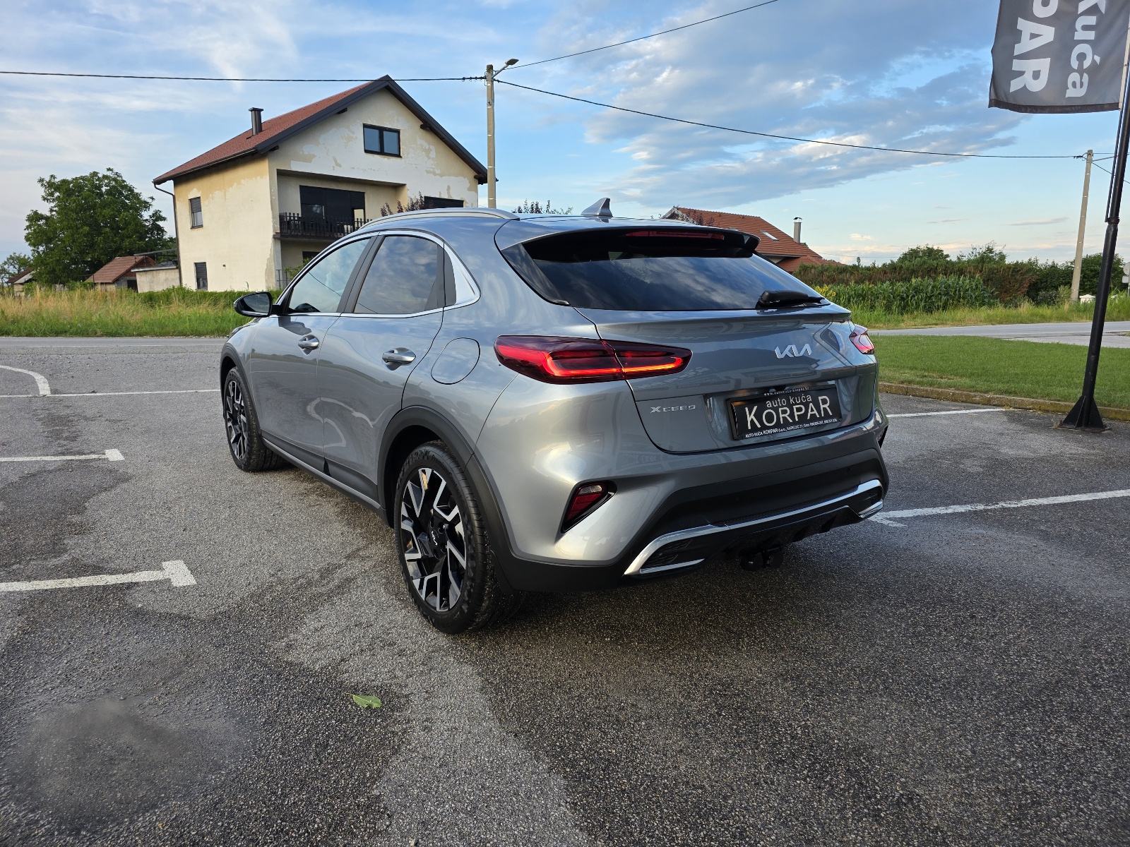 Kia XCeed 1.5 T EX WAY,SAMO 18.000km,TVORNIČKO JAMSTVO DO 2032.g., fotografija 7
