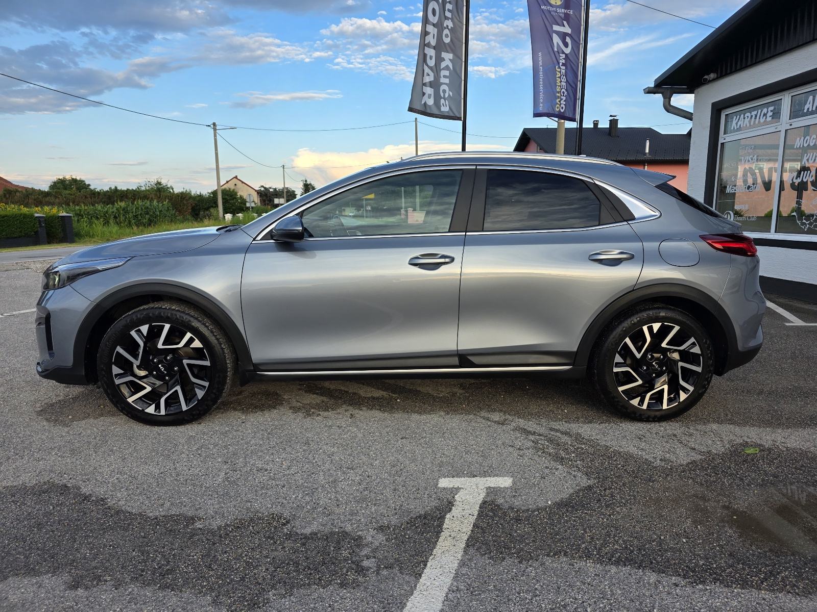 Kia XCeed 1.5 T EX WAY,SAMO 18.000km,TVORNIČKO JAMSTVO DO 2032.g., fotografija 8