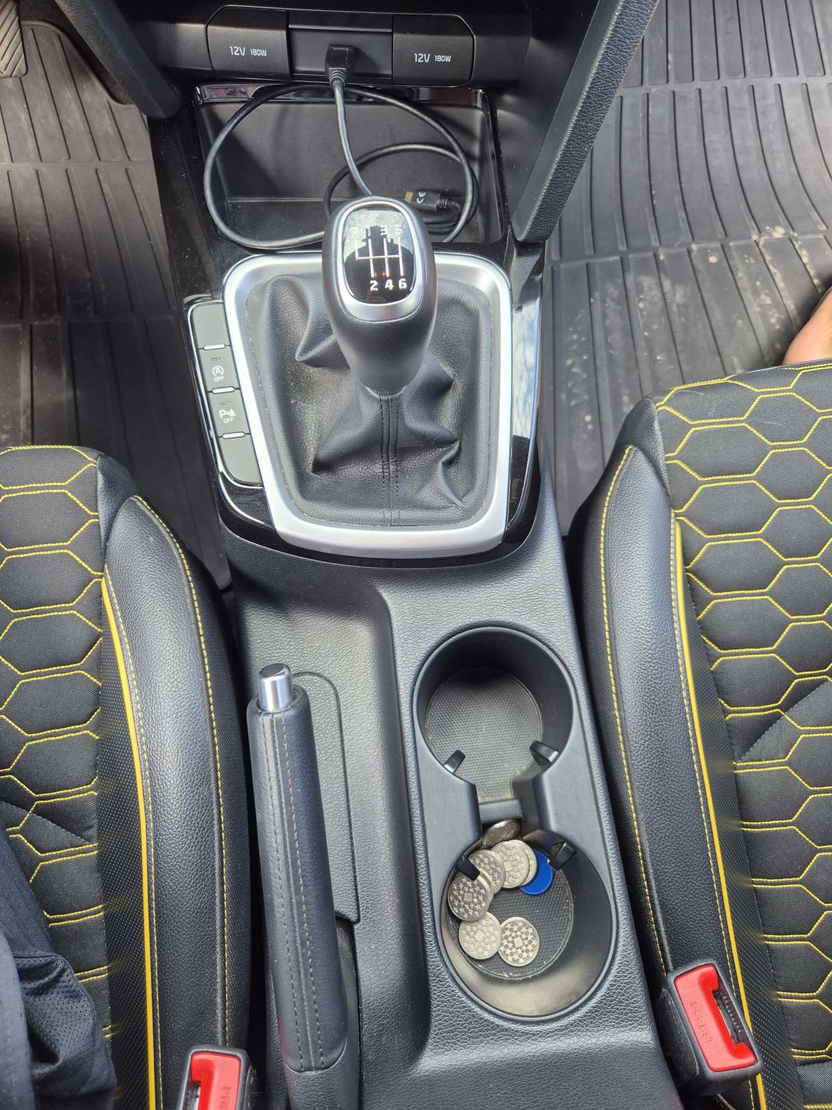 Kia XCeed 1.5, fotografija 13