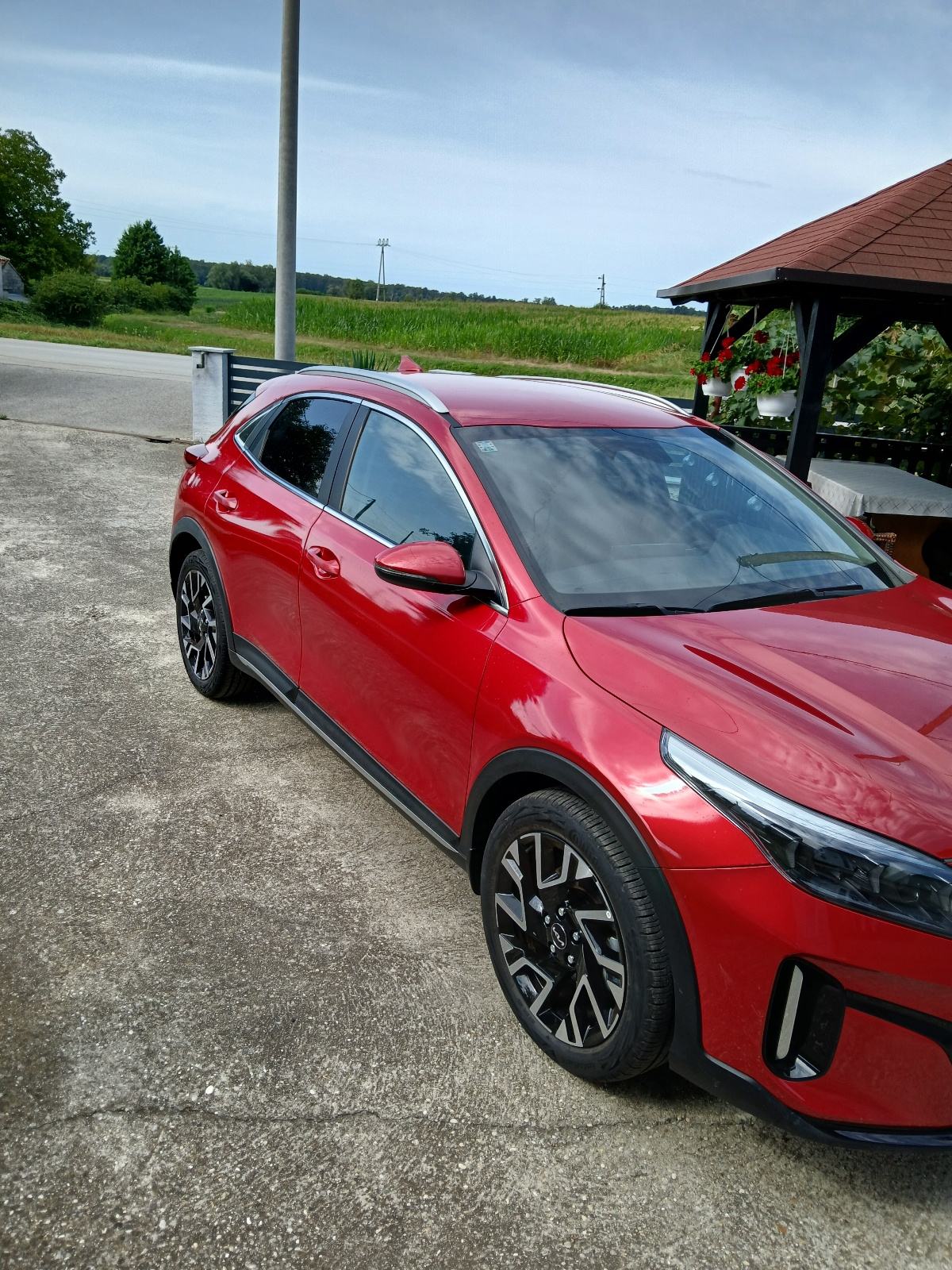 Kia XCeed 1.5 T-GDI 17000km, fotografija 3