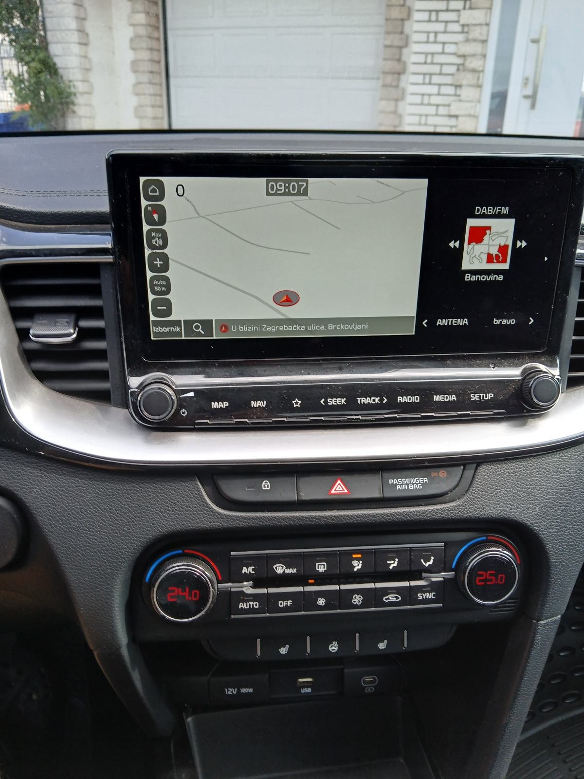 Kia XCeed 1.5 T-GDI 17000km, fotografija 8