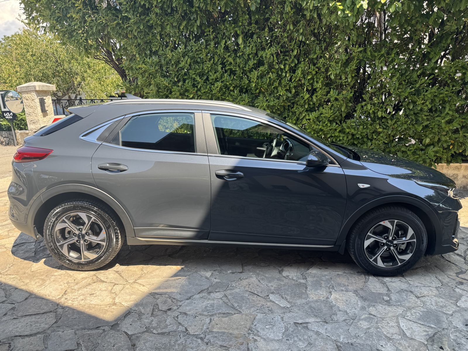 Kia XCeed 1.6 T-GDI 7DCT 6.883 km-DEMO VOZILO, fotografija 7